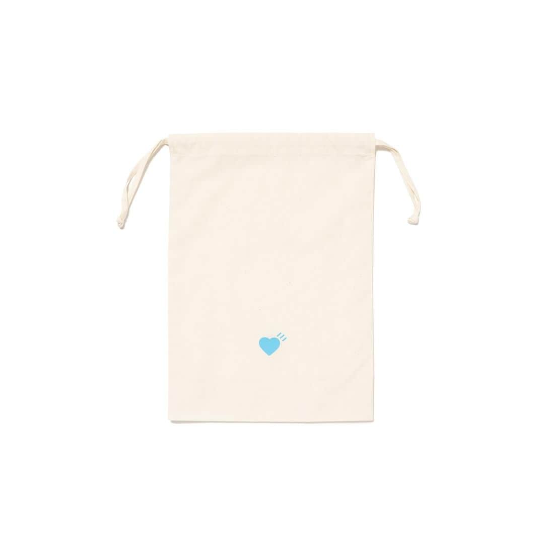 HUMAN MADEのインスタグラム：「“GIFT BAG” will be available at 2nd December 11:00 am (JST) at HUMAN MADE OFFLINE STORE and HUMAN MADE 1928.   12月2日AM11時より、”GIFT BAG” が HUMAN MADE OFFLINE STOREおよび、HUMAN MADE 1928 にて発売となります。  *在庫状況は各店舗までお問い合わせください。 *Please contact each store for stock status.」