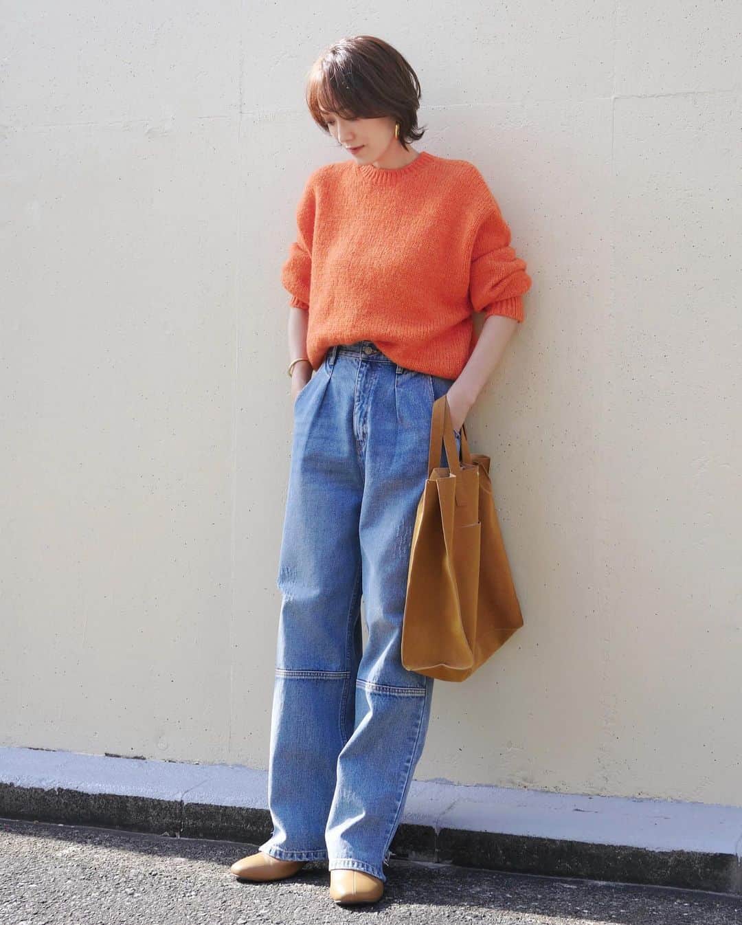 Miki Kanekoさんのインスタグラム写真 - (Miki KanekoInstagram)「🍊👖♡  🧶…#ungrid 👖…#YENN#yenndenim  👜…#dholic  👢…#orientaltraffic  bangle…#todayful  pierce…#freaksstore   .」12月1日 22時25分 - mikiaoba