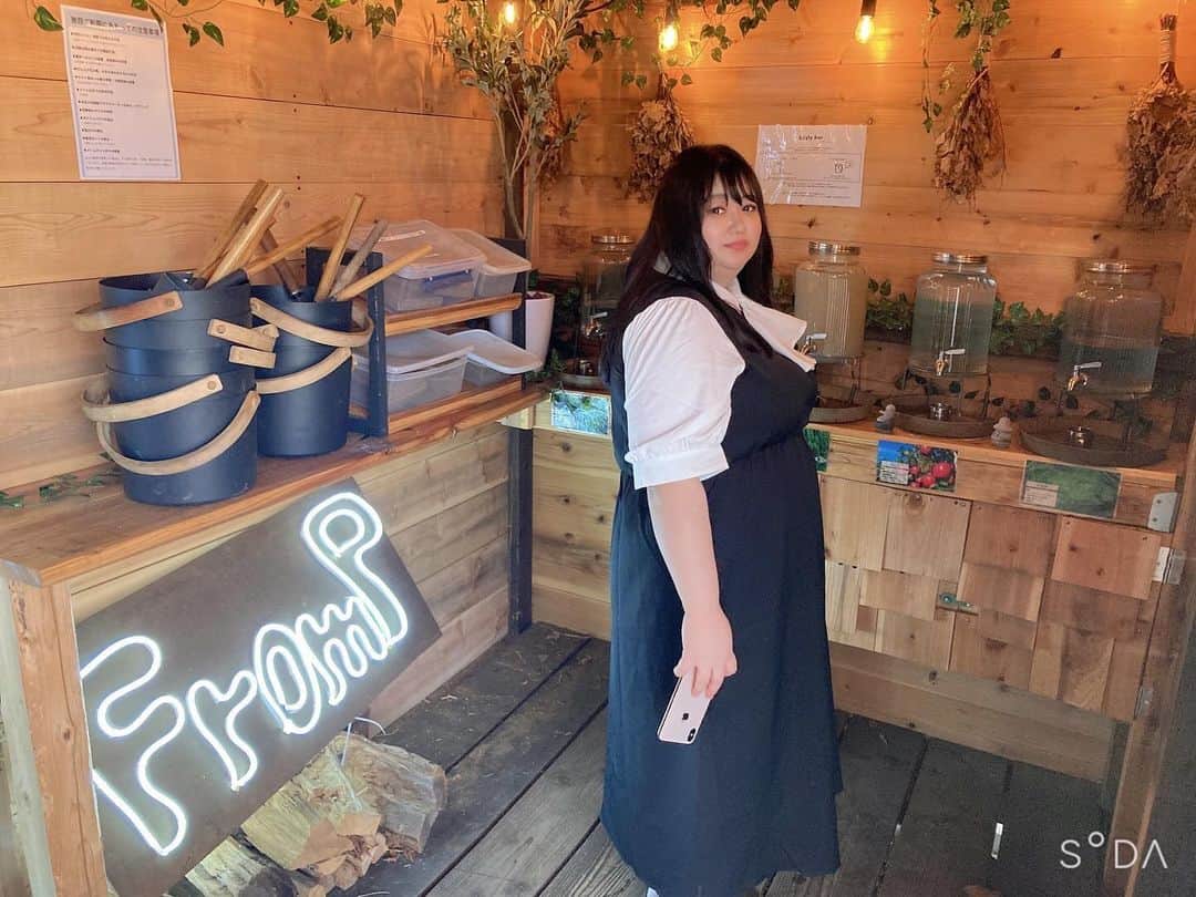えみっくすさんのインスタグラム写真 - (えみっくすInstagram)「昨日、久しぶりにYouTubeにロング動画上げた🫶🏻今更9月に行った白馬旅行のVlog₍ᐢ.ˬ.ᐢ₎また行きたいな～❕ . YouTubeのロング動画、これからがんばるつもりではある૮₍´｡• ᵕ •｡`₎ა  #ぽっちゃりコーデ  #ぽっちゃり  #ぽっちゃり女子  #ぽっちゃりファッション  #ぽっちゃりさんと繋がりたい  #ぽっちゃり大人女子  #ぽっちゃりモデル  #ぽっちゃり女子と繋がりたい  #ぽっちゃりコーディネート  #プラスサイズ  #プラスサイズコーデ  #プラスサイズモデル  #プラスサイズファッション  #plussize  #plussizefashion  #plussizebeauty  #plussizemodel  #chubby  #curvy  #curvyfashion  #curvystyle  #bbw  #ミスiD2022  #白馬村  #白馬  #長野県  #長野県観光  #旅行  #旅行好きな人と繋がりたい  #白馬岩岳マウンテンリゾート」12月1日 22時30分 - emix_momoka