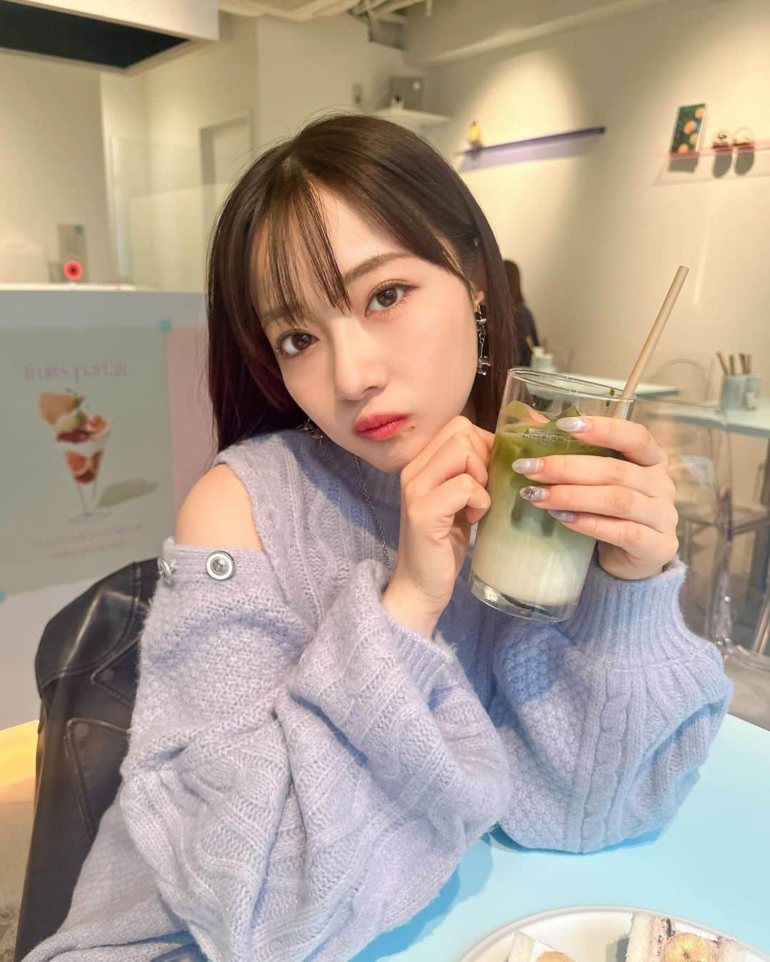村瀬紗英さんのインスタグラム写真 - (村瀬紗英Instagram)「#dailylook  🙈🍌🧁💜 12月おじゃまします(:  👗▶︎ @andgeebee_official」12月1日 20時58分 - saepiiii.m
