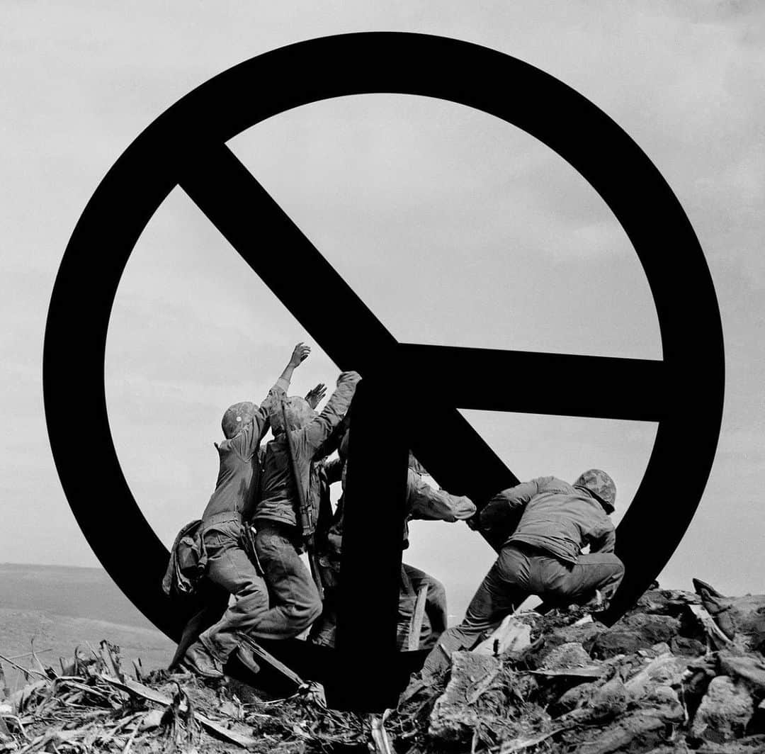 高岡周策のインスタグラム：「NO WAR」