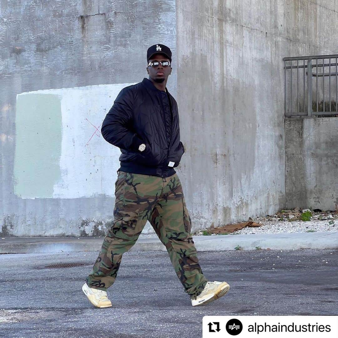 ALPHA INDUSTRIES JAPANさんのインスタグラム写真 - (ALPHA INDUSTRIES JAPANInstagram)「#Repost @alphaindustries with @use.repost ・・・ Move with pure intention.  #alphaindustries」12月1日 21時00分 - alpha_industries_japan