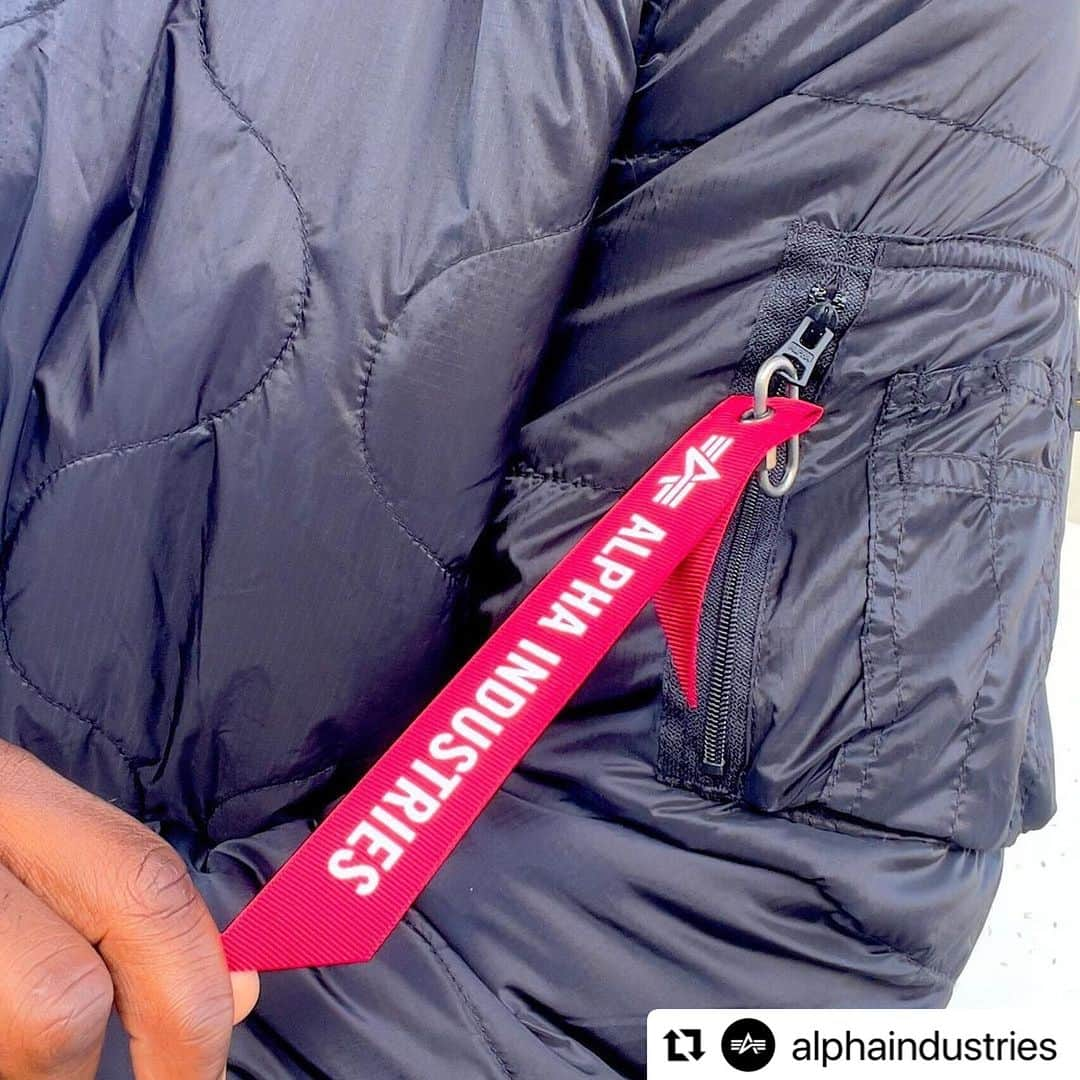 ALPHA INDUSTRIES JAPANさんのインスタグラム写真 - (ALPHA INDUSTRIES JAPANInstagram)「#Repost @alphaindustries with @use.repost ・・・ Move with pure intention.  #alphaindustries」12月1日 21時00分 - alpha_industries_japan