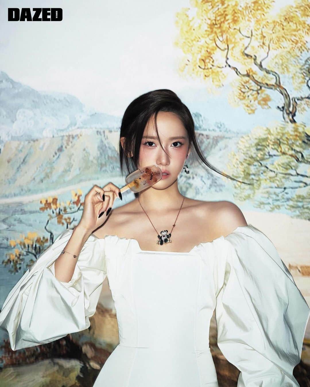 ユナさんのインスタグラム写真 - (ユナInstagram)「My favorites🖤 @dazedkorea  @qeelinjewellery」12月1日 21時07分 - yoona__lim