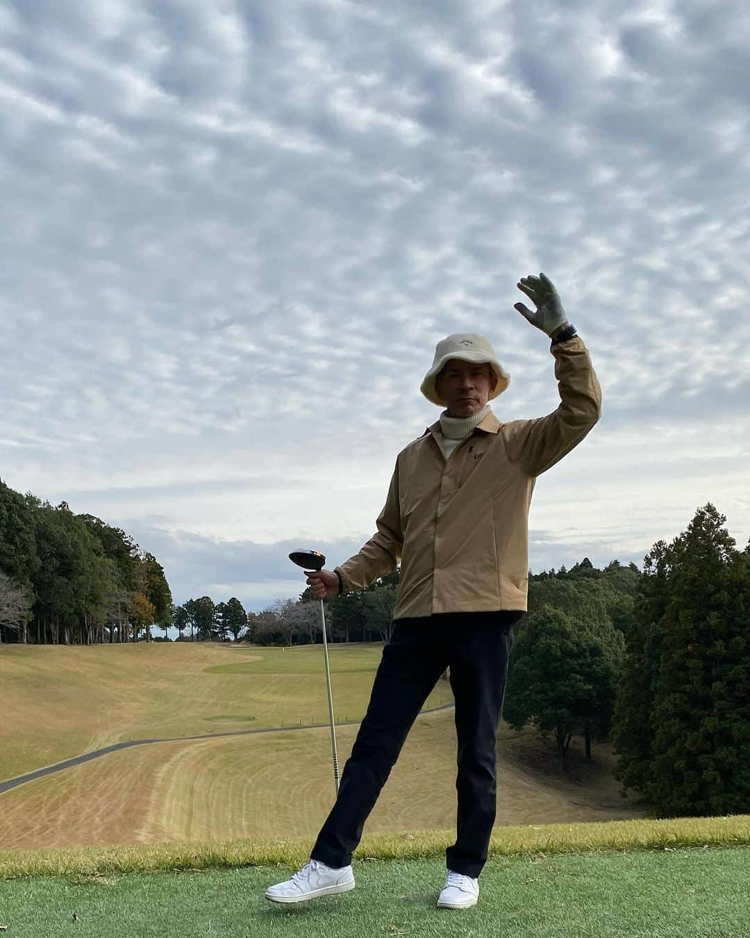 日比野玲さんのインスタグラム写真 - (日比野玲Instagram)「冬ゴルフ始まる！  陽が出ると景色が変わる、気分も変わる！ バーディーも出るよね〜〜！！  @callawayapparel_japan  #pr #キャロウェイアパレル  #太陽に感謝 #寒くても楽しい  #ゴルフは楽しい #あるね」12月1日 21時23分 - aquilano_hibino