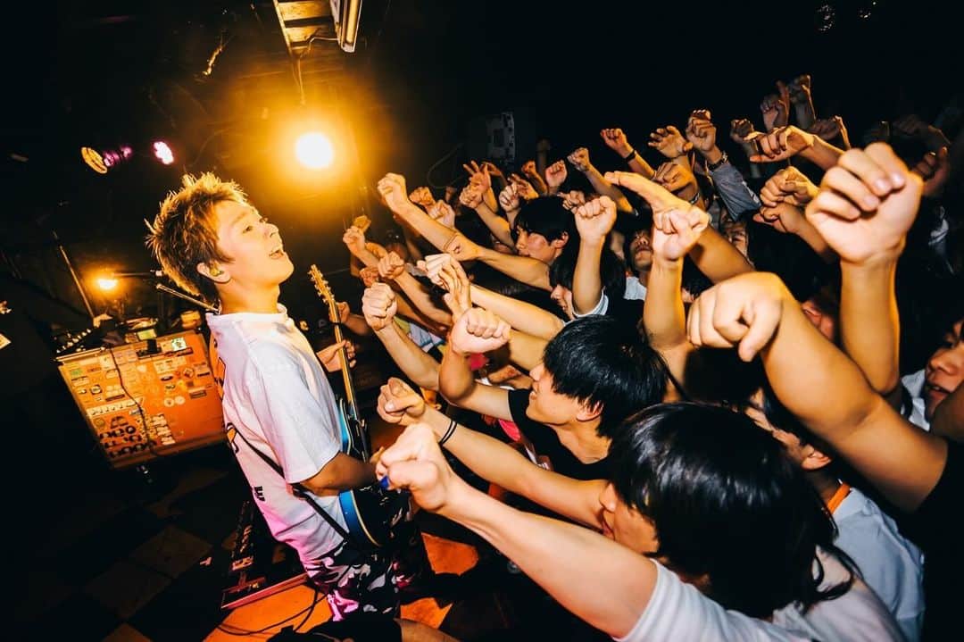 FOMAREさんのインスタグラム写真 - (FOMAREInstagram)「2023.12.1 small sausage tour vol.2 FINAL‼︎ 新宿ANTIKNOCK  THANK YOU‼︎  スモールソーセージ🌭のみんなありがとう。  photo by @ohazamanorito」12月1日 21時32分 - fomare_official