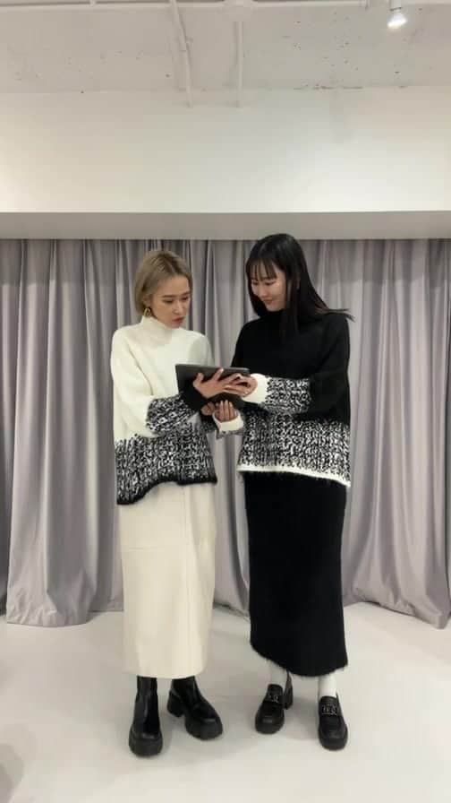 小梶恵莉のインスタグラム：「12/2 12:00〜 新作発売アイテムご紹介❣️」