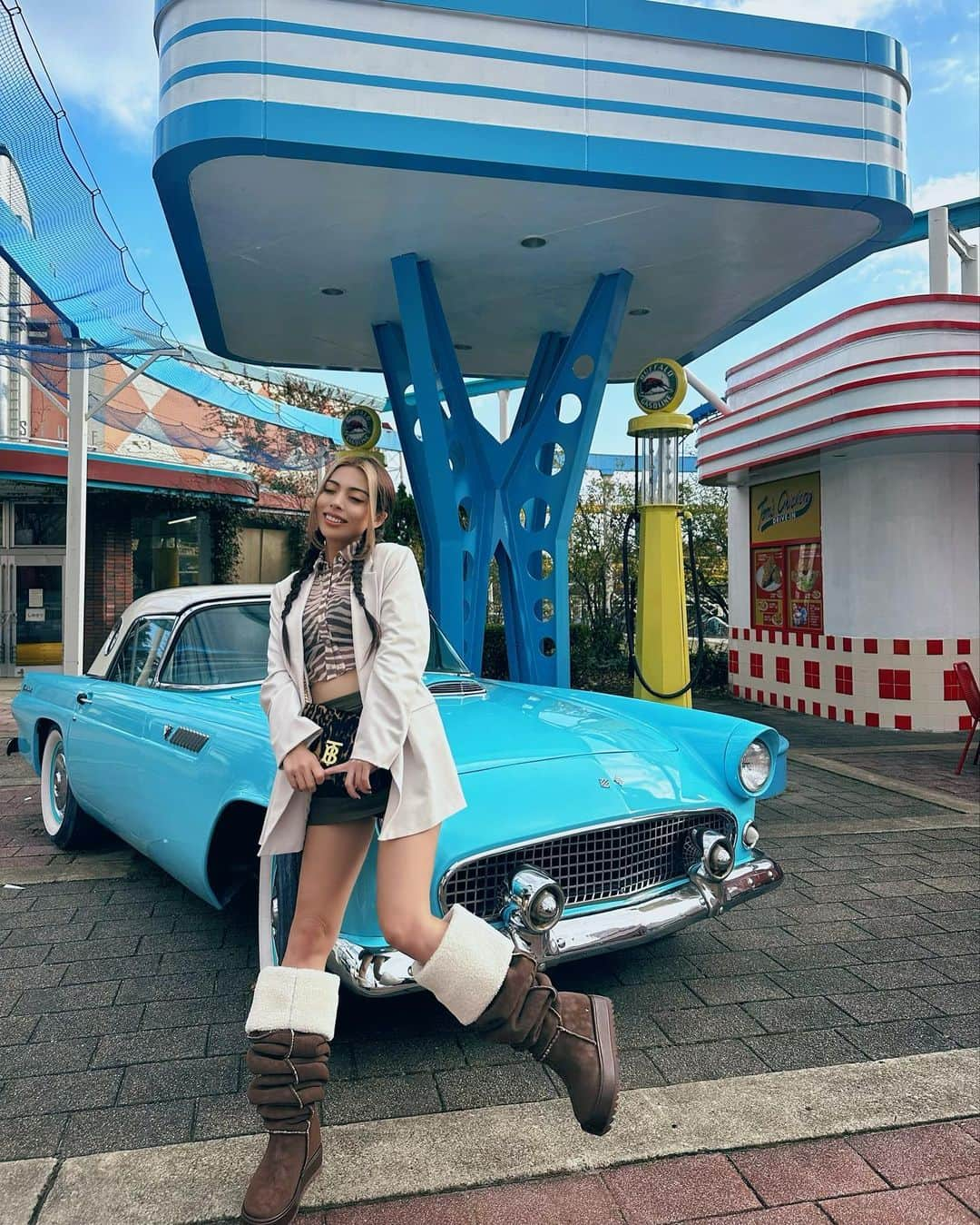 あやか（石山彩花）さんのインスタグラム写真 - (あやか（石山彩花）Instagram)「🍓栃木旅行🎢  那須ハイランドパークも東部ワールドスクウェアも行って充実旅でした😊  2024年もたくさん旅できますように🫶🏻  #栃木旅行　#旅スタグラム  #那須ハイランドパーク #東武ワールドスクウェア #ootdfashion」12月1日 21時53分 - ayakateen821