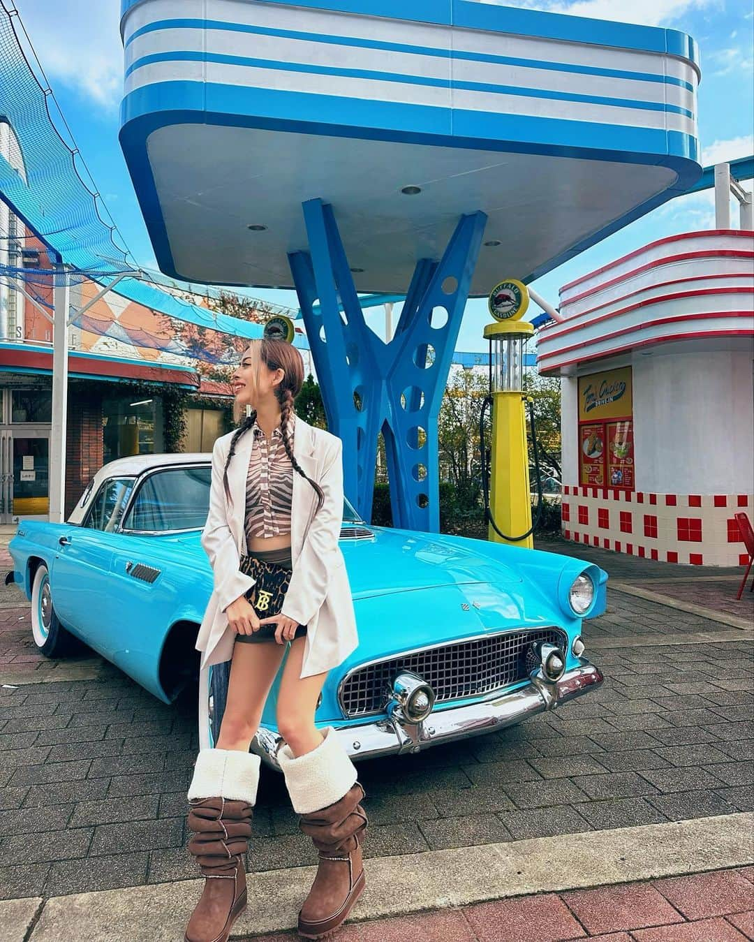 あやか（石山彩花）のインスタグラム：「🍓栃木旅行🎢  那須ハイランドパークも東部ワールドスクウェアも行って充実旅でした😊  2024年もたくさん旅できますように🫶🏻  #栃木旅行　#旅スタグラム  #那須ハイランドパーク #東武ワールドスクウェア #ootdfashion」