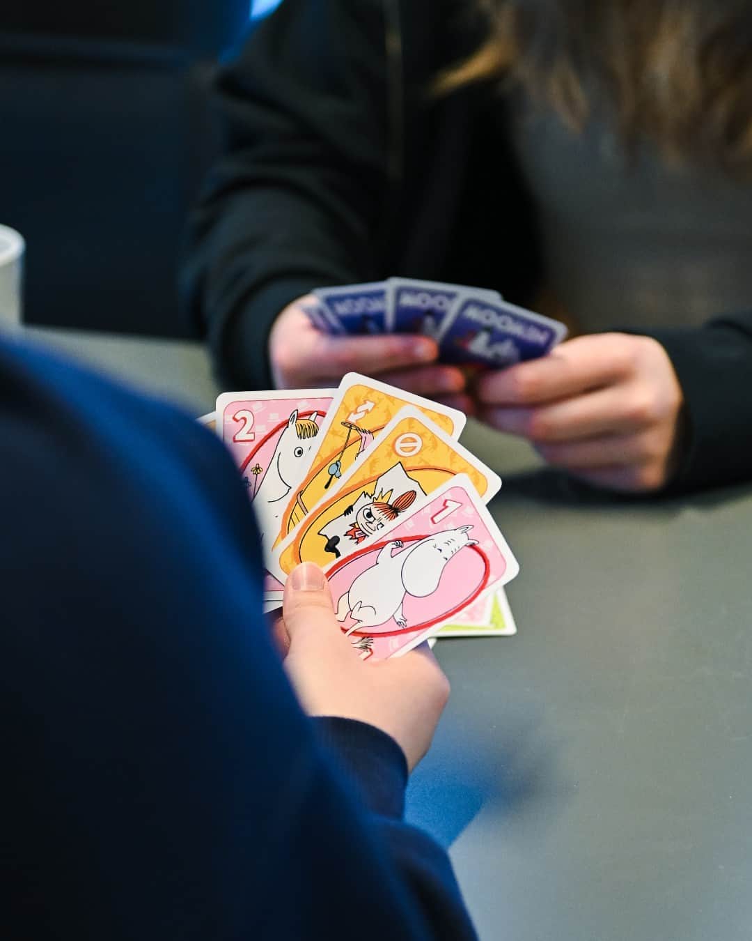 ムーミンさんのインスタグラム写真 - (ムーミンInstagram)「Moomin UNO cards - Two classics joining forces! 💥👾  The super-popular family card game UNO features the beloved Moomin characters! ❤️ The aim of the game is to get rid of the cards first by matching numbers and colours, with the added twist of a surprise Moominous rule. 🤫   Want to win a pack of Moomin UNO cards? 🤩 Tag a friend, or tell us in the comments who you'd challenge for a card game. By commenting, you are in the draw to win. 🏆  Winners will be contacted on 7.12.2023.  Terms: http://moomin.in/terms-moomin  #moomin #moominofficial #unocards @toyrockoy @uno」12月1日 22時00分 - moominofficial
