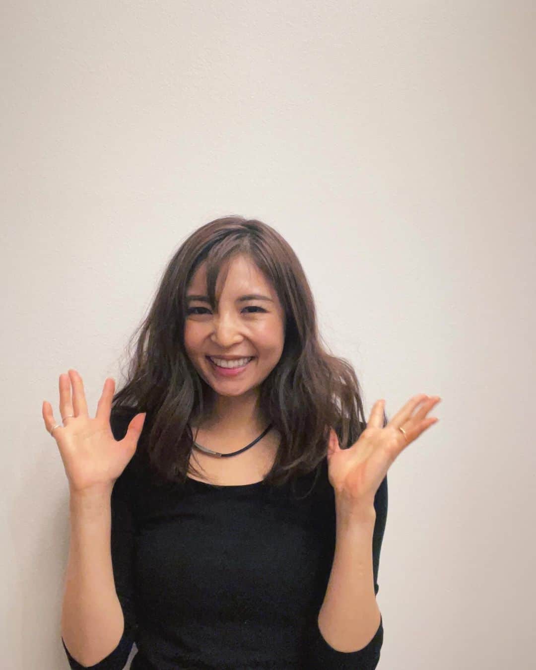 芝彰子さんのインスタグラム写真 - (芝彰子Instagram)「happy happy👩‍🦱🌈💕  “楽しい”と“幸せ”は隣り合わせ🫶  出会ってくれた人みんなに感謝  . #happy  #happygirl と言ったらおこがましいけど #気持ちはいつも若くありたい」12月1日 22時13分 - akiaki1221