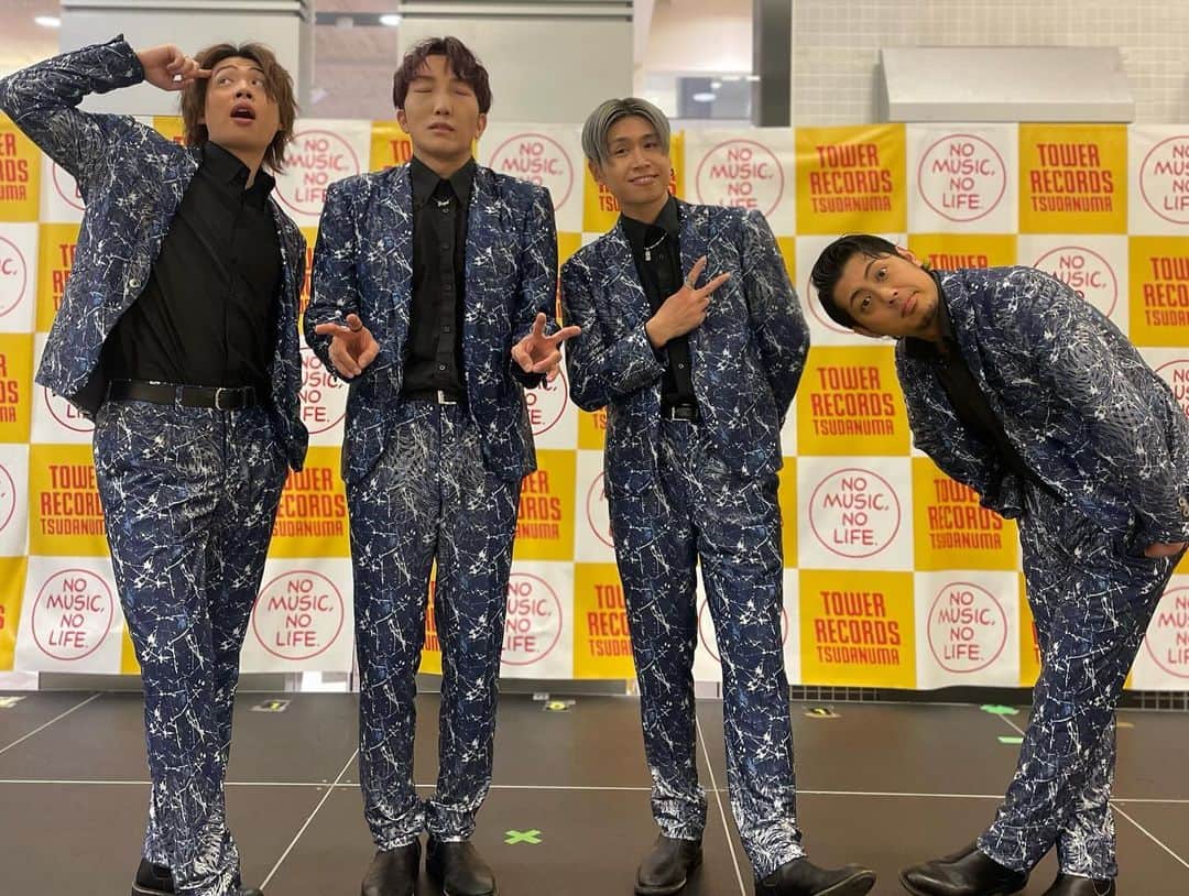 斬波さんのインスタグラム写真 - (斬波Instagram)「11/30アリオ川口と12/1イオンモール津田沼での、 「ネットポップ」リリースイベント！🌊 今年もいよいよ師走になりました！ 斬波も毎日走ってます！！ ぜひネットポップの振付けを覚えて、 斬波と一緒にライブを楽しみましょう！！  日本に笑顔を！！  #斬波  #アリオ川口  #イオンモール津田沼  #ネットポップ」12月1日 22時20分 - zanpa_blog