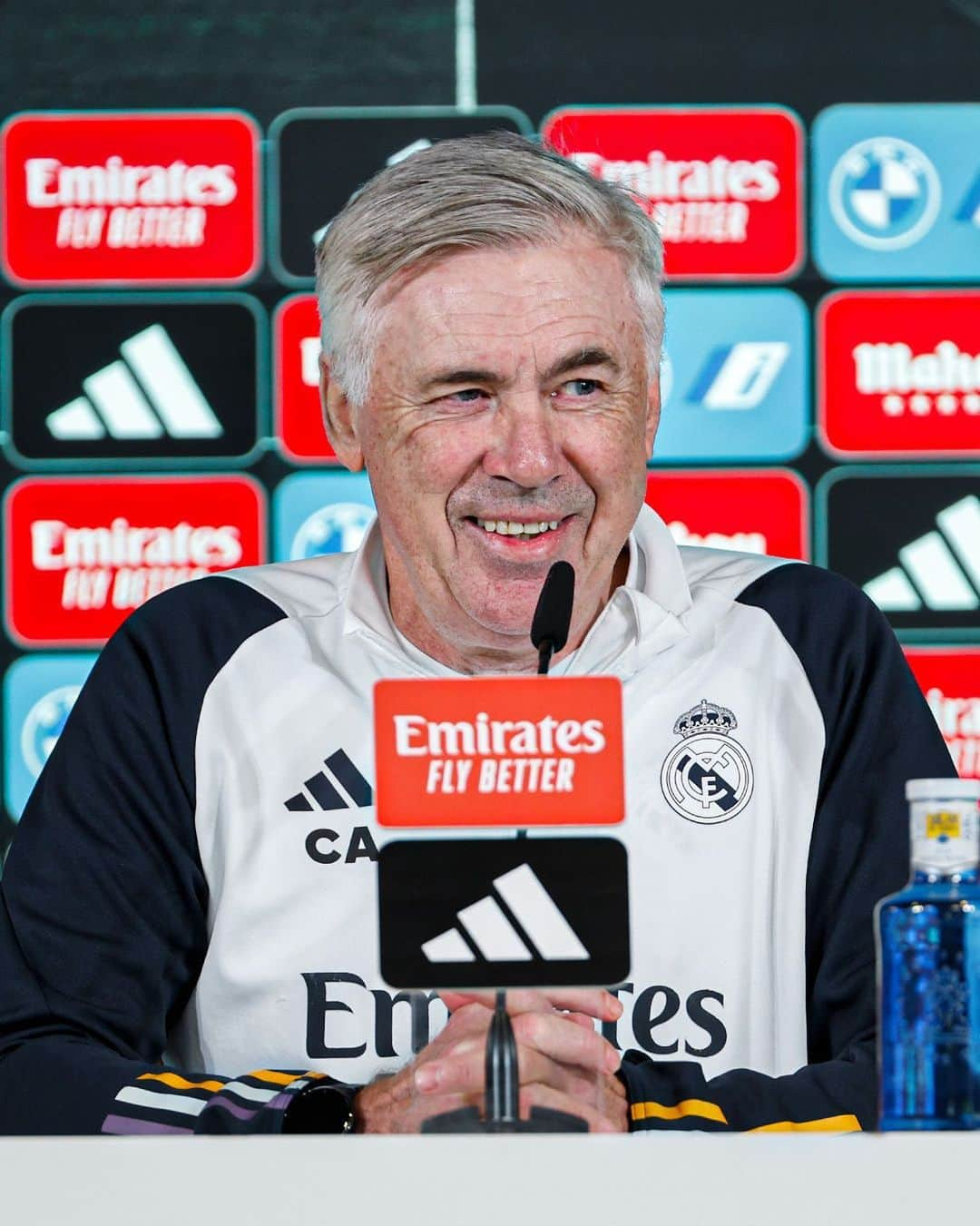 レアル・マドリードのインスタグラム：「🎙️ @MrAncelotti 😁 “The aim is to keep displaying quality and collective commitment.” “El objetivo es seguir mostrando calidad y compromiso colectivo”.  #RealMadridGranada」