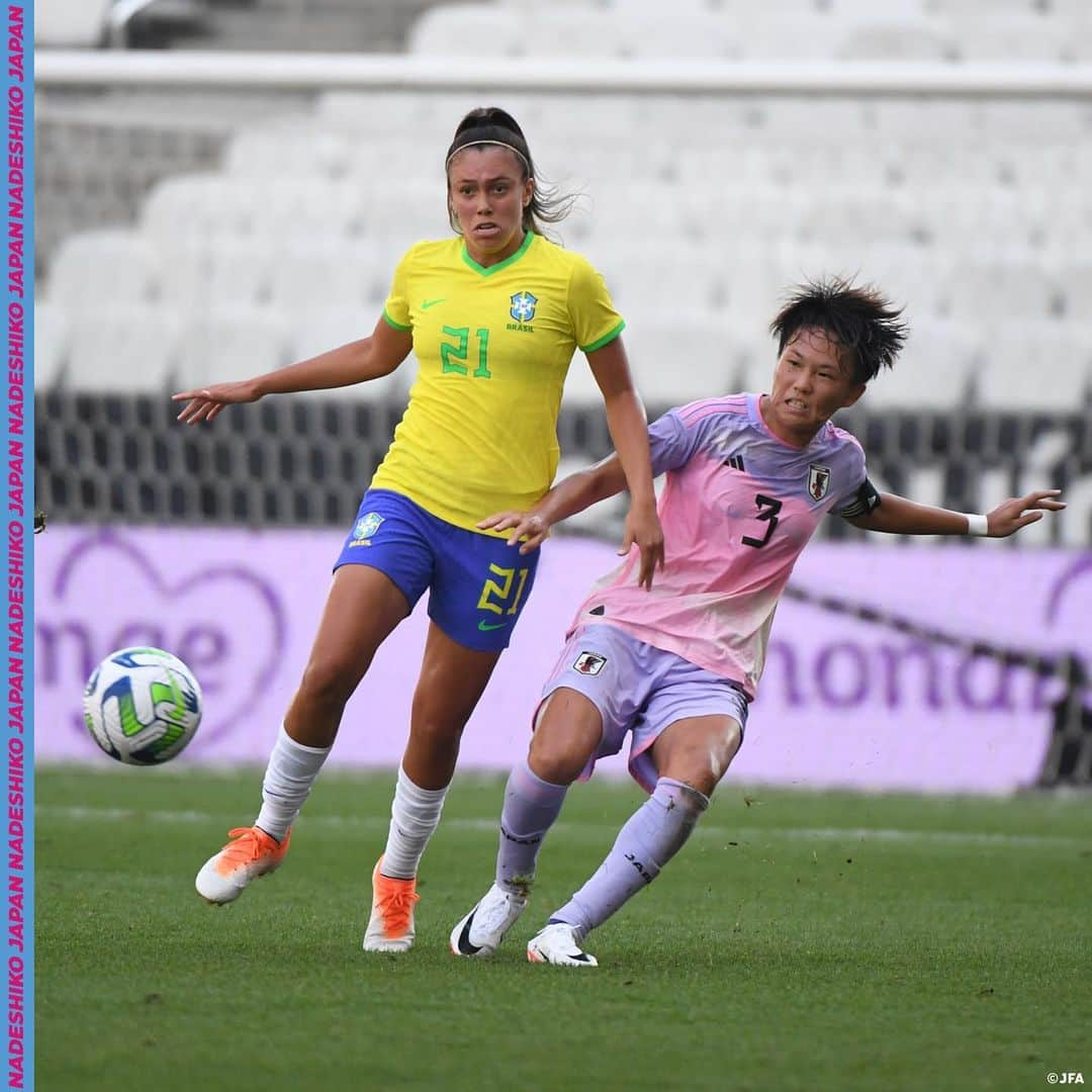 日本サッカー協会さんのインスタグラム写真 - (日本サッカー協会Instagram)「. 【2023.12.1 Photo Report③📸】  🏆国際親善試合 🇯🇵なでしこジャパン 3-4 ブラジル🇧🇷 ⌚️3:15(🇯🇵) 🏟Neo Quimica Arena(ブラジル)  21 #平尾知佳(GK) 2 #清水梨紗 3 #南萌華 4 #熊谷紗希(C) 7 #宮澤ひなた 9 #植木理子 10 #長野風花 12 #古賀塔子 13 #遠藤純 14 #長谷川唯  15 #藤野あおば  𝐒𝐔𝐁🔄 1 #山下杏也加(GK) 18 #田中桃子(GK) 5 #三宅史織 6 #杉田妃和 8 #猶本光 11 #田中美南 16 #林穂之香 17 #清家貴子 19 #中嶋淑乃 20 #石川璃音  22 #谷川萌々子  監督 #池田太  #BEYOURBESTSELF #最高の自分であれ #夢への勇気を #jfa #daihyo #nadeshiko #なでしこジャパン」12月1日 14時22分 - japanfootballassociation