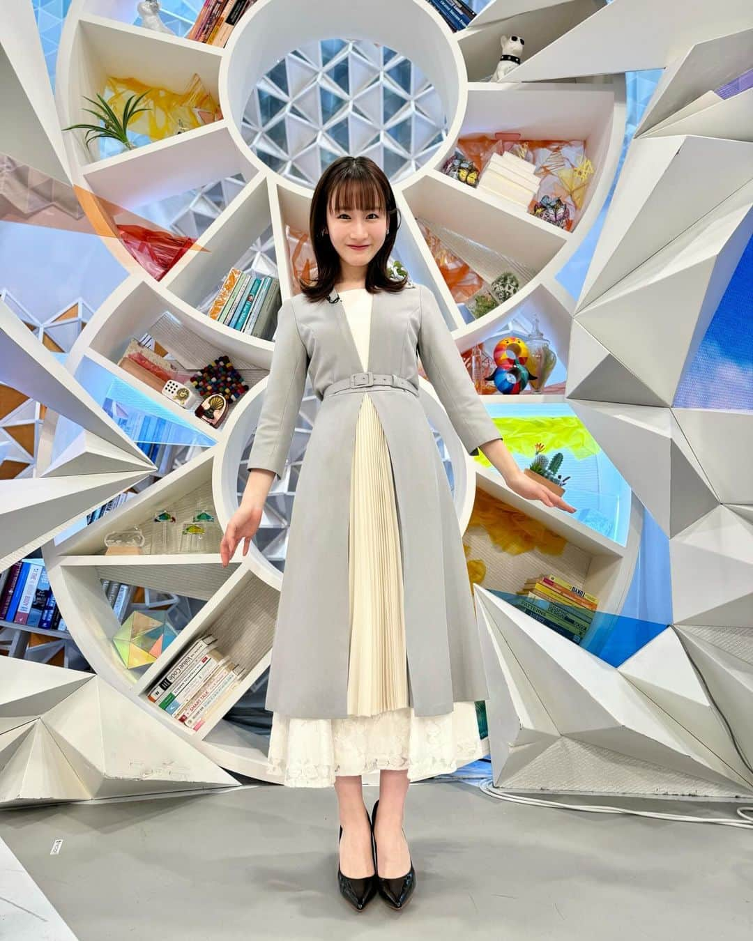 フジテレビ「めざまし8」さんのインスタグラム写真 - (フジテレビ「めざまし8」Instagram)「. 🏰きょうのきっしー🏰 ｡*⑅୨୧┈┈┈┈┈┈┈┈┈┈┈ ୨୧⑅*｡  先日香港ディズニーランドロケに行ってきたディズニー大好きなきっしー🏰  くらもんアフタートークで 「本当に楽しかった〜！」というディズニーシーのホテルでのアルバイト話も🏨 後ほどYouTubeで公開します❄️  ::::::::::୨୧::::::::::୨୧::::::::::୨୧:::::::::::  👗ワンピース @strawberry_fields_official 💠アクセサリー @muk_tokyo  #めざまし8 #岸本理沙 #きっしー #衣装 #fashion #fashionstyle #ootd」12月1日 16時01分 - mezamashi8.tv