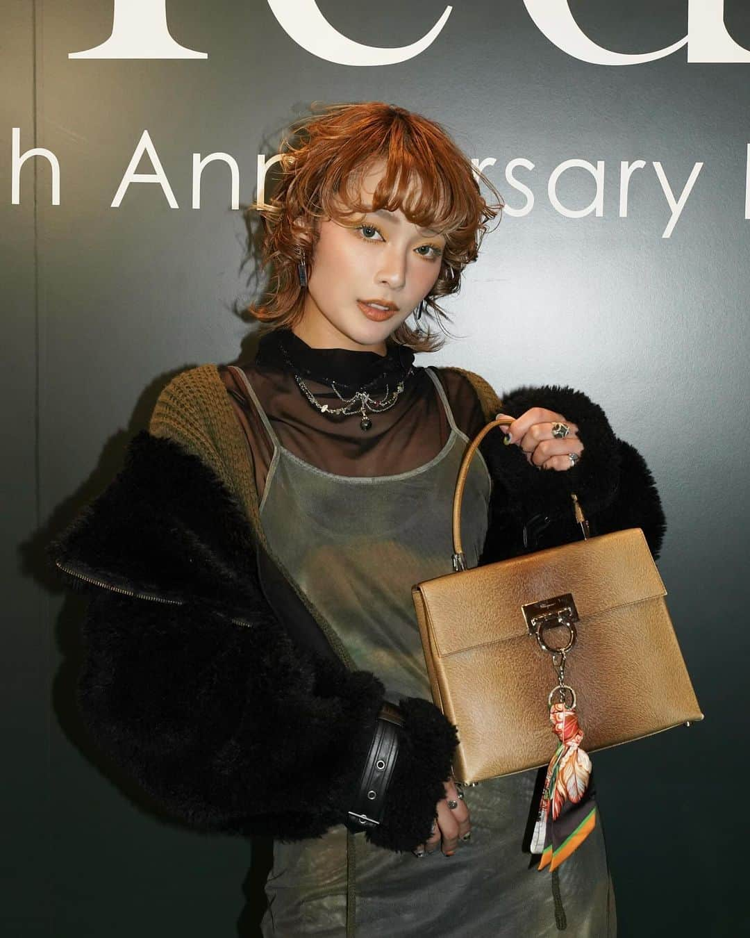 RiRiさんのインスタグラム写真 - (RiRiInstagram)「Hedy 10th anniversary🌿  @hedy_vintage   HERMESのスカーフチャームを作れたり、 かわいいヴィンテージバックがたくさんあって、 素敵空間でした〜っ☺️🫶🌱  10周年おめでとうございます🤍  #hedy_japan #hedy_10th」12月1日 16時04分 - _ri420