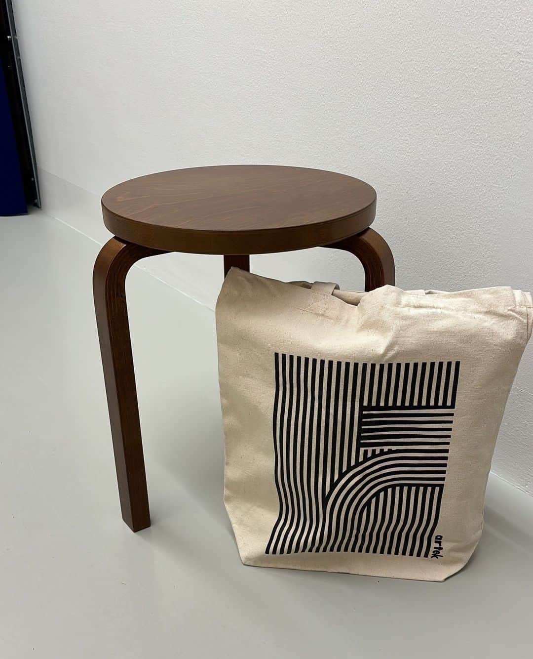 Artekのインスタグラム：「Welcome December! ❄️⁠ To celebrate the beginning of the festive season we are adding a little treat to each purchase of Stool 60 sold both at @artekhelsinki and our online store.⁠ ⁠ For the duration of the month of December, each stool purchased will include a limited L-leg canvas bag which is not part of our collection. ⁠ ⁠ Check out our link in bio for more.」