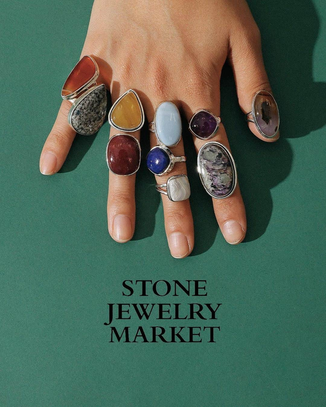 JOURNAL STANDARDさんのインスタグラム写真 - (JOURNAL STANDARDInstagram)「“STONE JEWELRY MARKET”  バイヤーがロサンゼルスで買い付けてきた天然石のジュエリー。 12月2日(土)から福岡パルコ店、札幌店にて限定展開致します！  50種類近くあるストーンとシルバーのコンビネーションは、色や形も様々で目にも楽しいラインナップに。 ぜひ、自分だけのお気に入りのジュエリーをみつけてください。  ご来店を心よりお待ちしております。  ——————————  ■JOURNAL STANDARD　札幌店 北海道札幌市中央区南一条西3-3 札幌パルコ 2F 011-214-2049（レディース） @js.sapporo  ■JOURNAL STANDARD　福岡店 福岡県福岡市中央区天神2-11-1 福岡パルコ 1F（レディース)  092-235-7162（レディース） @jsfukuoka  ——————————  #ジャーナルスタンダード  #レディースファッション  #ベイクルーズ #大人コーデ  #冬物#冬コーデ #アクセサリー #ストーンジュエリー #天然石」12月1日 17時05分 - journalstandard.jp