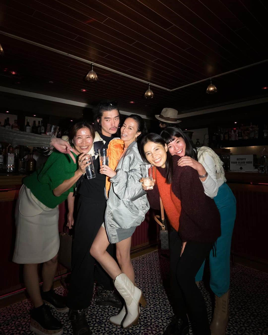 浅見姫香さんのインスタグラム写真 - (浅見姫香Instagram)「🕺🪩💃🏻 Madsaki’s surprise party night. Photo by me. Thank you @mitograph for teaching me how to use the camera.」12月1日 17時16分 - himeka_asami_official