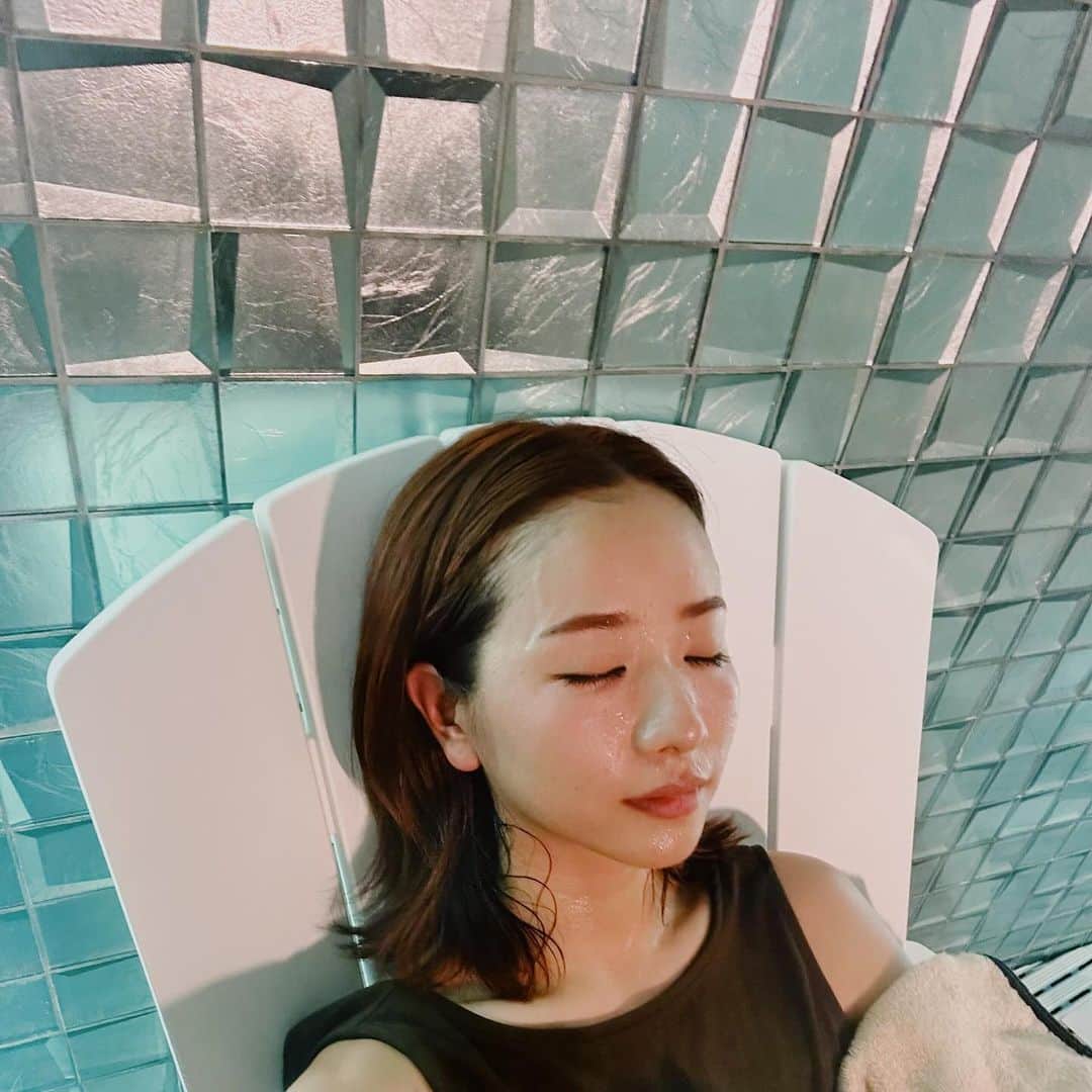 Aya（高本彩）さんのインスタグラム写真 - (Aya（高本彩）Instagram)「先日〝ReFa サウナ美容体感イベント @sauna_tokyo2 〟に招待していただき初のサウナ東京へ。幸せの極み。色んなサウナがあって、水風呂も温度分けされていて、サウナ詳しくない私でも、ここはヤバい。って瞬間的に大興奮😂サウナのアミューズメントパークって言葉があってるのかわからないけどとにかく1人ではしゃいでた🔥 @refa_mtg の色んな商品も体感できて欲しかったシャワーヘッドゲットしちゃったから家に届くまで楽しみにしてる🚿  #refa#サウナ東京#pr」12月1日 17時32分 - aya_dream04