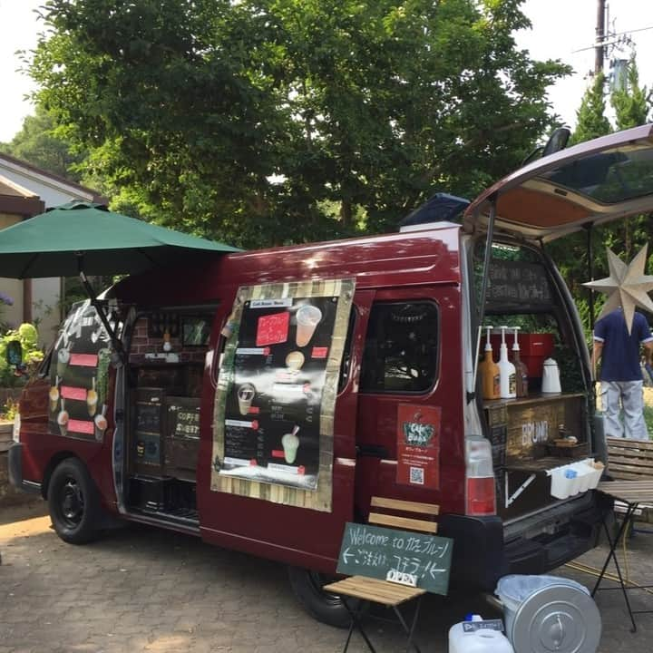 EINSHOP／アインショップさんのインスタグラム写真 - (EINSHOP／アインショップInstagram)「【朝市／日岡山公園第１駐車場前】12/2（土）9時から14時まで ◎出店情報  ＜スイーツやドリンクのお店～キッチンカー～＞ ■北海道バタークレープ姫路店(K)／北海道産の素材にこだわったバタークレープ ■kackey's COFFEE(K)／自家焙煎珈琲と焼菓子 ■LaNtANa／クレープ、ドリンク、かき氷、青果類、焼き芋スイーツ ■カフェ・ブルーノ(K)／コーヒー、カフェラテ、パイなど焼き菓子  ※販売商品の内容は変わる場合がございます  ※出店者は増減する場合があります ※雨天中止です  ・日時：12/2（土）9:00－14:00 ・会場：日岡山公園第１駐車場前 　〒675-0061 加古川市加古川町大野1682 ※無料駐車場・トイレあり ※公園内で犬の散歩をされる場合は、フンの始末は飼い主様の責任でお願いします。  #foodmarket #フードマーケット #青果 #オンザヒル #暮らし #アウトドア #イベント #オープンデパート #オープンデパート朝市 #ペットOK #加古川朝市 #roomette #ムサシ朝市 #ウェルネス #634朝市 #asaichi #マルシェ #朝市 #加古川ウェルネスパーク #日岡山第１駐車場 #あじさいフローラみき #河川敷朝市 #日岡山グラウンド #チェントクオーレハリマ #SAVEKAKOGAWAFES #SKF #スラックライン #ドッグスクール #eBIKE」12月1日 17時38分 - 634asaichi