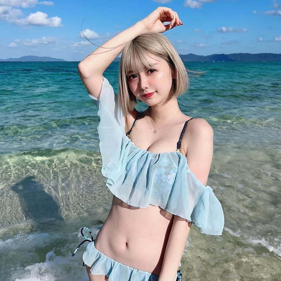 美女美容事情さんのインスタグラム写真 - (美女美容事情Instagram)「《水着ショートヘア美女💖🩵》 *⁠ リポストを使って素敵な美女の投稿を紹介させて頂く【ビジョビ💄美女美容事情💅】のコーナーです✨ *⁠ 今回ご紹介させて頂きますのは!!👀❤︎⁠⠀ ちなぴぴさん< @dream___0717 >の素敵なお写真📸 *⁠⠀⁠⠀⁠⠀⁠⠀ 可愛くてスタイルが抜群な水着美女💕🏝️ 金髪ショートとても似合っています😍⚓️ *⠀⁠⠀⁠⠀⁠⠀⁠⠀ ちなぴぴさん< @dream___0717 > ⁠⠀⁠⠀⁠⠀⁠⠀ 素敵な投稿ありがとうございました☺️📸✨ *⠀⁠⠀⁠⠀⁠⠀⁠⠀ ちなぴぴさんのアカウントには他にも素晴らしい投稿が沢山ありますので是非覗いてみてくださいね💁‍♀️💙⁠⠀⁠⠀⁠⠀⁠⠀ *⠀⁠⠀⁠⠀⁠⠀⁠⠀ △▼△▼△▼△▼△▼△▼△▼△▼△▼ ⁠⠀⁠⠀⁠⠀ ❤🧡💛「美女美容事情」💚💙💜⠀⠀⠀⠀⠀⠀⠀⠀⠀⠀⠀⠀⠀⠀⁠⠀⁠⠀⁠⠀⁠⠀⁠⠀ 👇掲載ご希望の方は👇⠀⠀⠀⠀⠀⠀⠀⠀⠀⠀⠀⠀⠀⠀⠀⁠⠀⁠⠀⁠⠀⁠⠀⁠⠀ @b_b_j.jタグ付けと🖤 #ビジョビ ⁠⠀ 🖤タグ付けお願いします✨⠀⠀⠀⠀⠀⠀⠀⠀⠀⠀⠀⠀⠀⠀⠀⁠⠀⁠⠀⁠⠀⁠⠀⁠⠀ △▼△▼△▼△▼△▼△▼△▼△▼△▼ ⁠⠀⁠ #ビキニ女子 #ビキニ #ビキニガール  #水着美女 #水着女子 #水着ガール  #水着 #水着コーデ #ショートヘア」12月1日 17時40分 - b_b_j.j