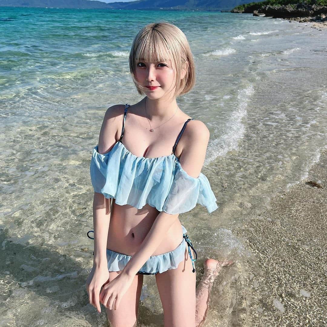 美女美容事情さんのインスタグラム写真 - (美女美容事情Instagram)「《水着ショートヘア美女💖🩵》 *⁠ リポストを使って素敵な美女の投稿を紹介させて頂く【ビジョビ💄美女美容事情💅】のコーナーです✨ *⁠ 今回ご紹介させて頂きますのは!!👀❤︎⁠⠀ ちなぴぴさん< @dream___0717 >の素敵なお写真📸 *⁠⠀⁠⠀⁠⠀⁠⠀ 可愛くてスタイルが抜群な水着美女💕🏝️ 金髪ショートとても似合っています😍⚓️ *⠀⁠⠀⁠⠀⁠⠀⁠⠀ ちなぴぴさん< @dream___0717 > ⁠⠀⁠⠀⁠⠀⁠⠀ 素敵な投稿ありがとうございました☺️📸✨ *⠀⁠⠀⁠⠀⁠⠀⁠⠀ ちなぴぴさんのアカウントには他にも素晴らしい投稿が沢山ありますので是非覗いてみてくださいね💁‍♀️💙⁠⠀⁠⠀⁠⠀⁠⠀ *⠀⁠⠀⁠⠀⁠⠀⁠⠀ △▼△▼△▼△▼△▼△▼△▼△▼△▼ ⁠⠀⁠⠀⁠⠀ ❤🧡💛「美女美容事情」💚💙💜⠀⠀⠀⠀⠀⠀⠀⠀⠀⠀⠀⠀⠀⠀⁠⠀⁠⠀⁠⠀⁠⠀⁠⠀ 👇掲載ご希望の方は👇⠀⠀⠀⠀⠀⠀⠀⠀⠀⠀⠀⠀⠀⠀⠀⁠⠀⁠⠀⁠⠀⁠⠀⁠⠀ @b_b_j.jタグ付けと🖤 #ビジョビ ⁠⠀ 🖤タグ付けお願いします✨⠀⠀⠀⠀⠀⠀⠀⠀⠀⠀⠀⠀⠀⠀⠀⁠⠀⁠⠀⁠⠀⁠⠀⁠⠀ △▼△▼△▼△▼△▼△▼△▼△▼△▼ ⁠⠀⁠ #ビキニ女子 #ビキニ #ビキニガール  #水着美女 #水着女子 #水着ガール  #水着 #水着コーデ #ショートヘア」12月1日 17時40分 - b_b_j.j