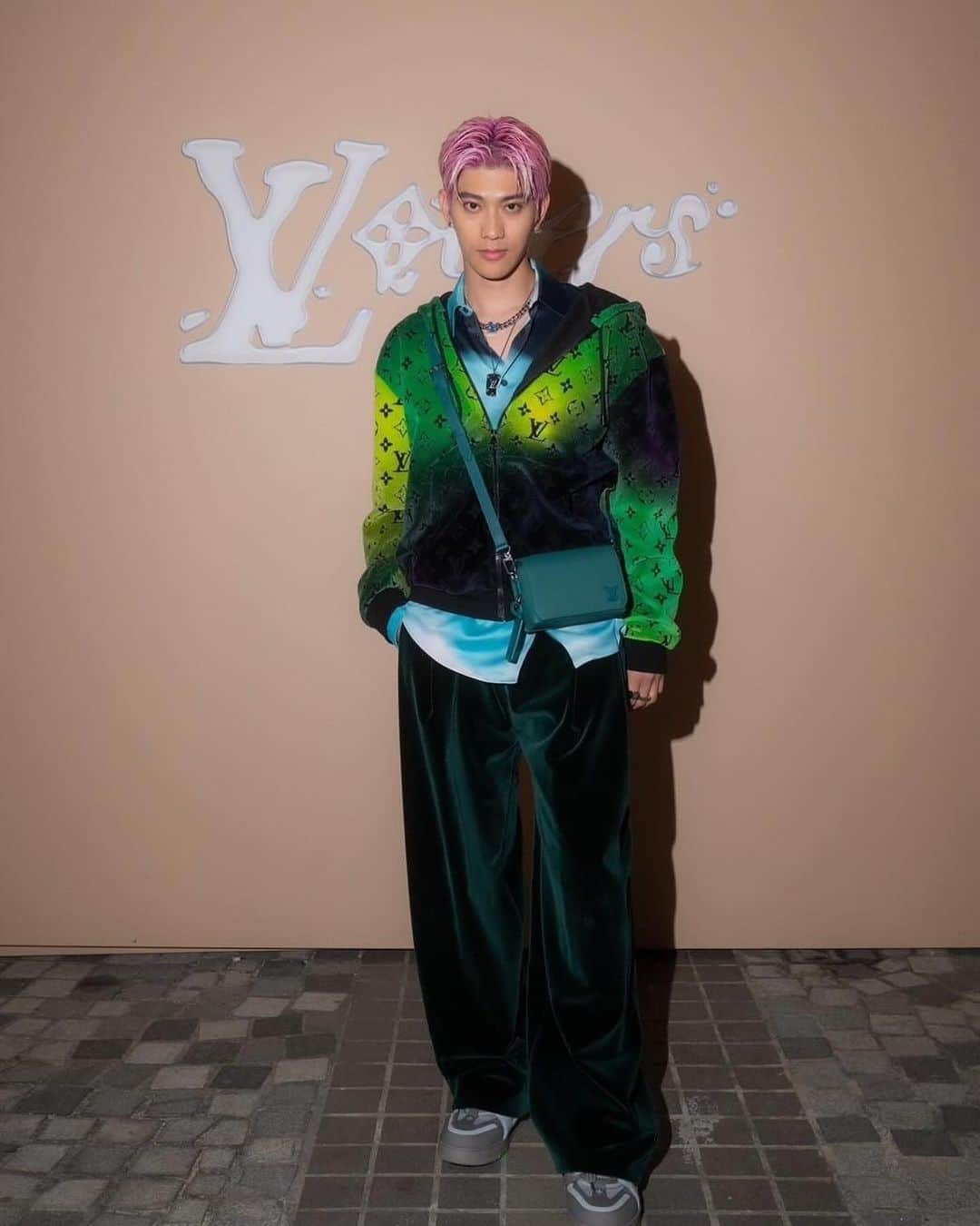 井上大和さんのインスタグラム写真 - (井上大和Instagram)「Louis Vuitton Prefall24⛵️🌊💛 #louisvuitton #lvmenprefall24 #lvfashion」12月1日 17時41分 - yamatoinoue__0612