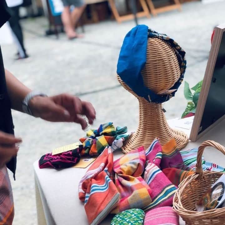 EINSHOP／アインショップさんのインスタグラム写真 - (EINSHOP／アインショップInstagram)「【朝市／日岡山公園第１駐車場前】12/2（土）9時から14時まで ◎出店情報  ＜ワークショップ、ハンドメイド雑貨のお店＞ ■Sri Anna／スリランカ布で作るハンドメイド雑貨・ドッグ用品 ■キマキマニッキ／古本、古雑貨、手づくり雑貨、絵のある雑貨 ■fleumede／季節の寄せ植、ドライフラワー、スワッグ ■Happy's antenna／ハンドメイド小物 手編み ドライフラワー、バルーン ■feather plus／マクラメ、天然石アクセサリー ■haos yard bloom／ドライフラワーアレンジメント ■心月／苔テラリウム・流木art、新鮮野菜『大根・さつまいも・白菜など』  ※販売商品の内容は変わる場合がございます  ※出店者は増減する場合があります ※雨天中止です  ・日時：12/2（土）9:00－14:00 ・会場：日岡山公園第１駐車場前 　〒675-0061 加古川市加古川町大野1682 ※無料駐車場・トイレあり ※公園内で犬の散歩をされる場合は、フンの始末は飼い主様の責任でお願いします。  #foodmarket #フードマーケット #青果 #オンザヒル #暮らし #アウトドア #イベント #オープンデパート #オープンデパート朝市 #ペットOK #加古川朝市 #roomette #ムサシ朝市 #ウェルネス #634朝市 #asaichi #マルシェ #朝市 #加古川ウェルネスパーク #日岡山第１駐車場 #あじさいフローラみき #河川敷朝市 #日岡山グラウンド #チェントクオーレハリマ #SAVEKAKOGAWAFES #SKF #スラックライン #ドッグスクール #eBIKE」12月1日 17時54分 - 634asaichi