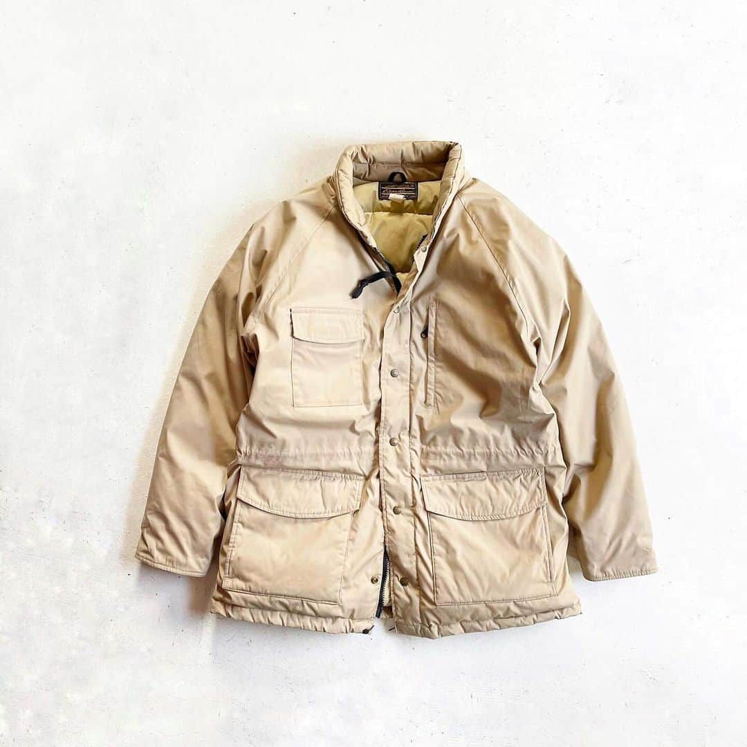 DROP...vintage select shopさんのインスタグラム写真 - (DROP...vintage select shopInstagram)「1980s Eddie Bauer Goose Down  Mountain Jacket  グースダウン入りのマウンテンジャケット⛰️  実寸Ｌ程度あります。  名作扱いでいいんじゃないでしょうか？」12月1日 17時46分 - tokyo_drop