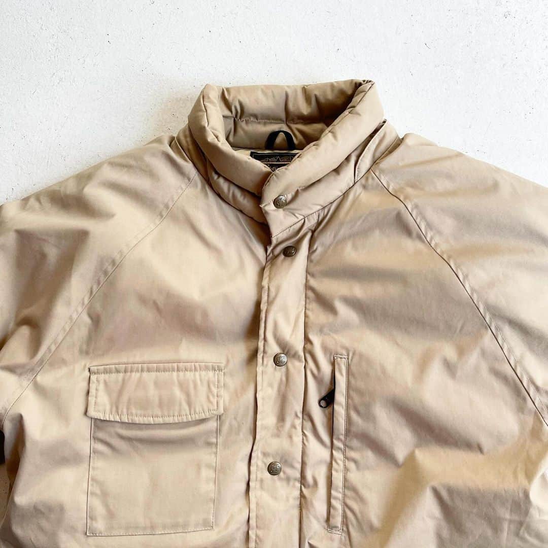 DROP...vintage select shopさんのインスタグラム写真 - (DROP...vintage select shopInstagram)「1980s Eddie Bauer Goose Down  Mountain Jacket  グースダウン入りのマウンテンジャケット⛰️  実寸Ｌ程度あります。  名作扱いでいいんじゃないでしょうか？」12月1日 17時46分 - tokyo_drop