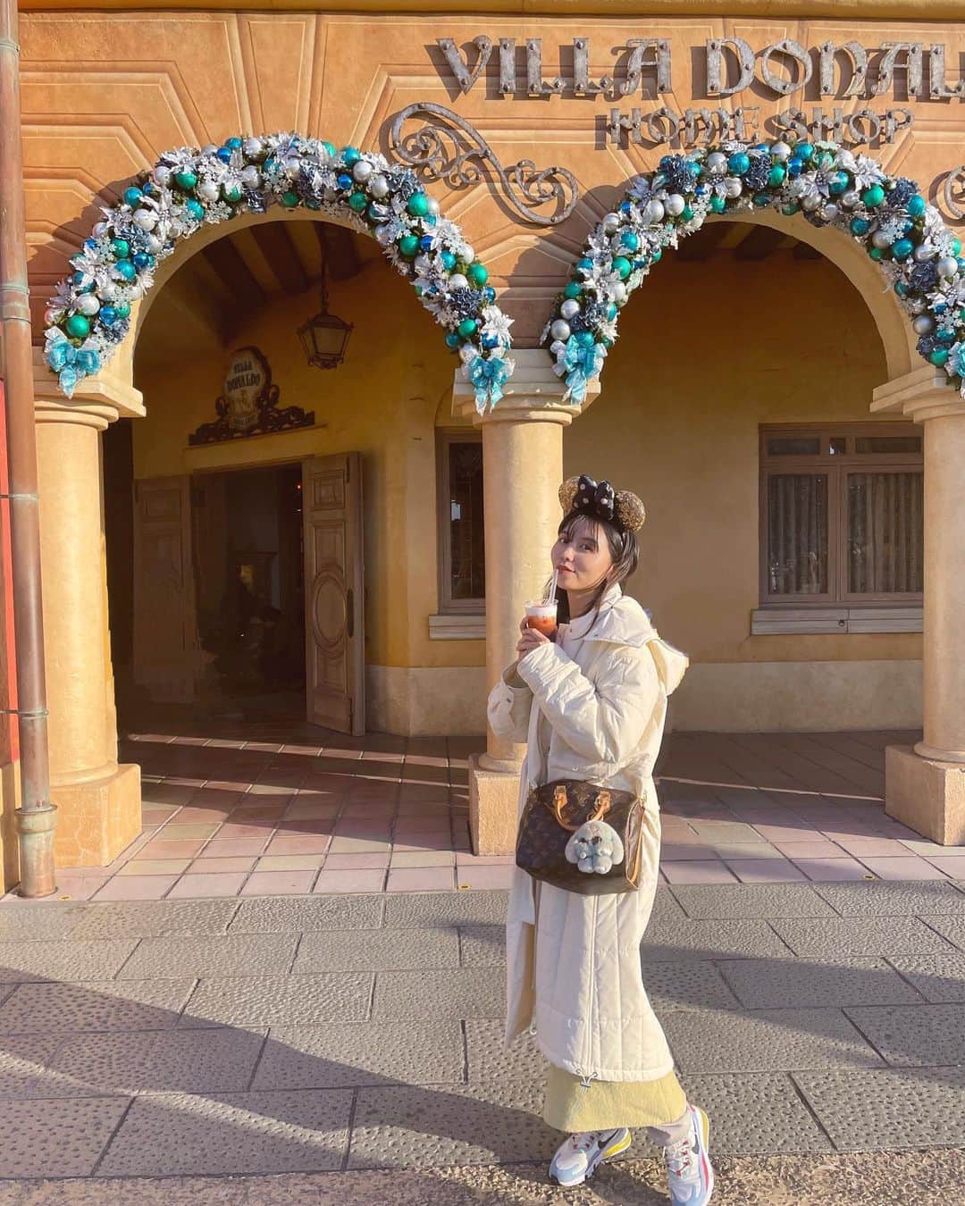 姫歌ひな乃のインスタグラム：「The Happiest Place On Earth 🌏🐭💓  #disneysea」