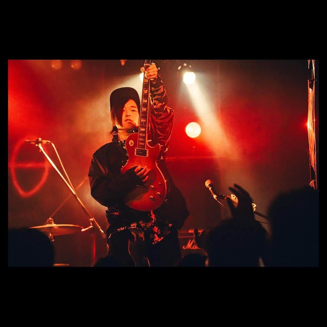 MOSHIMOさんのインスタグラム写真 - (MOSHIMOInstagram)「. 2023.11.25 「REVENGE & CHALLENGE TOUR」 札幌 SPiCE  photo by @teru_ttm」12月1日 18時14分 - moshimo_band