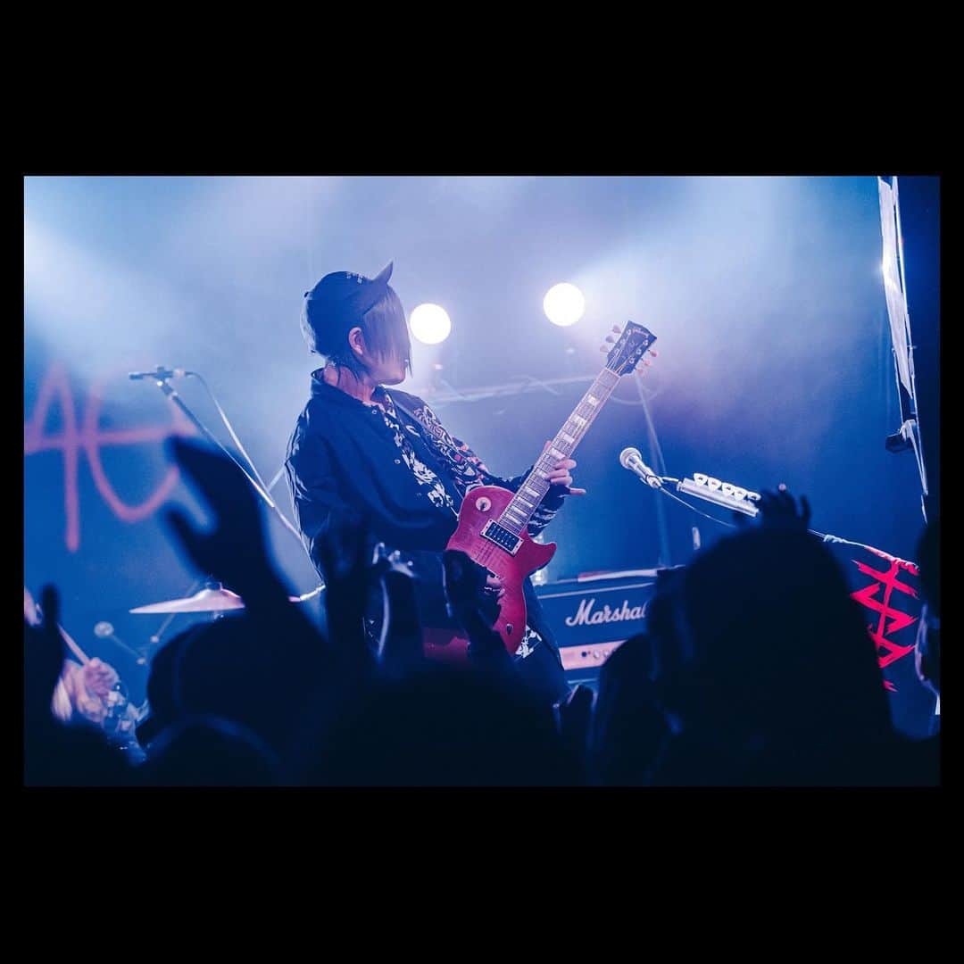 MOSHIMOさんのインスタグラム写真 - (MOSHIMOInstagram)「. 2023.11.25 「REVENGE & CHALLENGE TOUR」 札幌 SPiCE  photo by @teru_ttm」12月1日 18時14分 - moshimo_band
