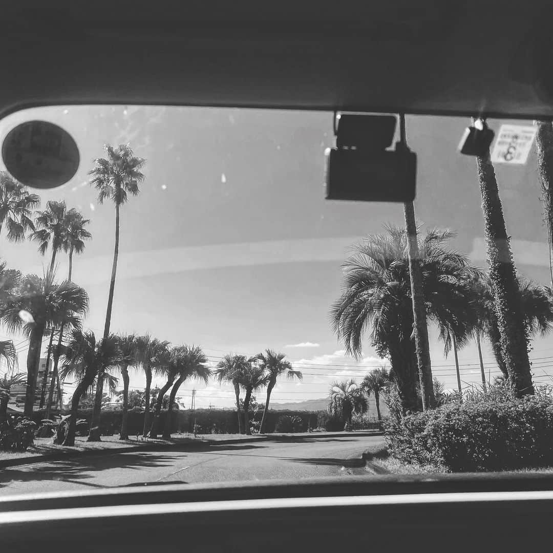 ジェイミー夏樹さんのインスタグラム写真 - (ジェイミー夏樹Instagram)「Where’s summer」12月1日 18時34分 - jaimie__official