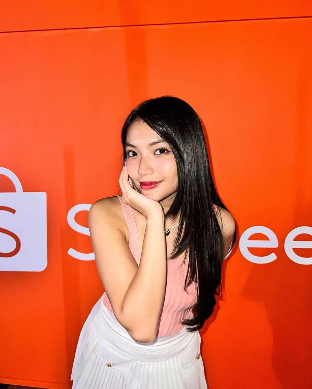 シャニア・グラシアさんのインスタグラム写真 - (シャニア・グラシアInstagram)「🧡」12月1日 18時38分 - jkt48gracia