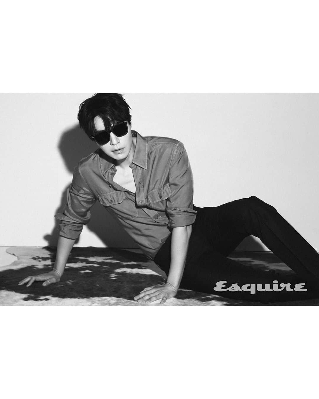 イ・ドンウクさんのインスタグラム写真 - (イ・ドンウクInstagram)「- #에스콰이어 #ESQUIREKOREA #톰포드 #톰포드아이웨어 #TOMFORD #TOMFORDEYEWEAR」12月1日 18時43分 - leedongwook_official