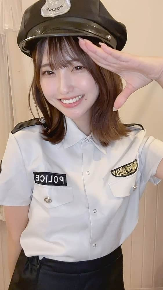 谷口彩菜のインスタグラム：「ポリス🚓🚨」