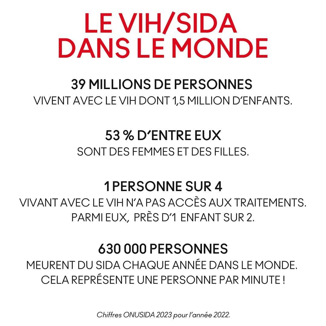 M•A•C Cosmetics Franceさんのインスタグラム写真 - (M•A•C Cosmetics FranceInstagram)「Depuis 30 ans, M·A·C est un partenaire fidèle de Sidaction et se tient à ses côtés pour lutter contre le VIH/sida. 🫶  À l'occasion de cette Journée mondiale de lutte contre le sida et parce qu’il est PRIMORDIAL de donner de la visibilité aux actions de @sidaction : @maccosmeticsfrance met en jeu 1 Kit #Holiday* ainsi qu’un rouge à lèvres #VivaGlam.  Pour remporter l'un d'eux :    💗 Suivre les comptes @sidaction et @maccosmeticsfrance   💗 Identifier 2 ami.e.s en commentaire, pour qui cette cause est aussi importante pour vous !  💗 Bonus : repartager le post en story.   🍀 3 gagnant.e.s seront tirés au sort le 8/12. @maccosmeticsfrance les contactera par DM Instagram. Faites attention aux comptes frauduleux.  *Le premier gagnant se verra offrir le Kit des iconiques MAC. Les 2 autres gagnants se verront offrir un Kit complet pour les yeux.  #Sidaction #MacCosmeticsFrance #Concours #ConcoursInstagram #JeuConcours」12月1日 18時59分 - maccosmeticsfrance