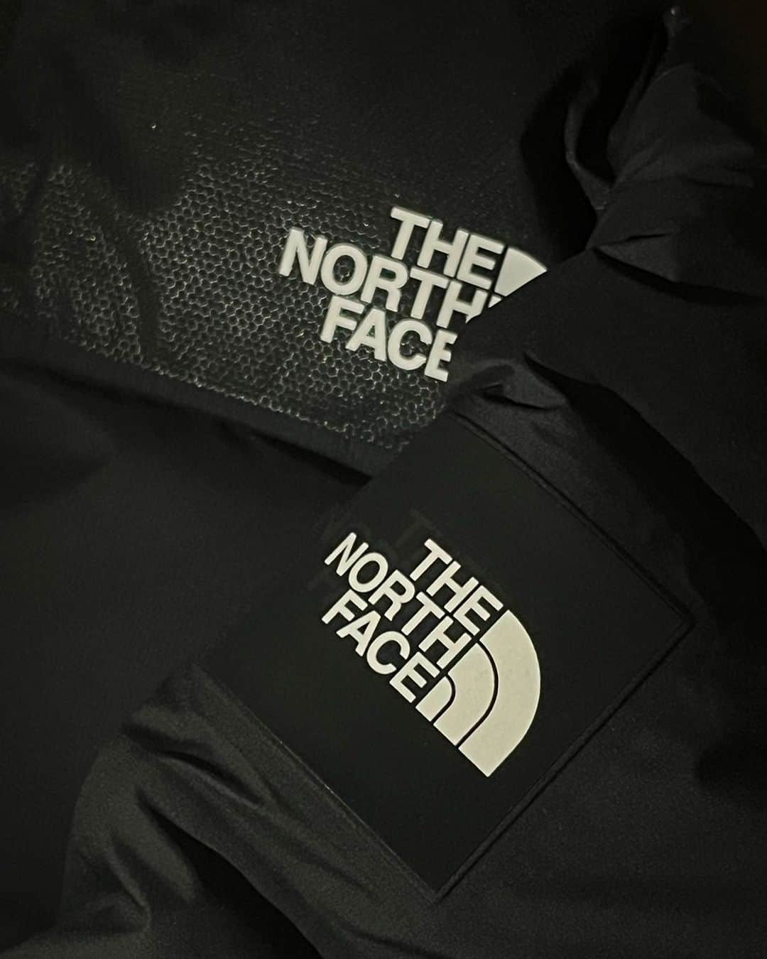 THE NORTH FACE JAPANさんのインスタグラム写真 - (THE NORTH FACE JAPANInstagram)「PROTOTYPE コレクション第19弾目となる「Air Chamber Nuptse Jacket」。 空気を使い”ロフト感”と”保温性”を調整。 「THE NORTH FACE LAB 渋谷パルコ」と「THE NORTH FACE+ グランフロント大阪」の2店舗限定アイテム。 お電話にてご注文も受け付けております。お気軽にお問い合わせ下さいませ。  #tnf #thenorthface #ザノースフェイス #prototype #tnflab  @tnf_lab @tnf_grnadfront_osaka」12月1日 19時00分 - thenorthfacejp