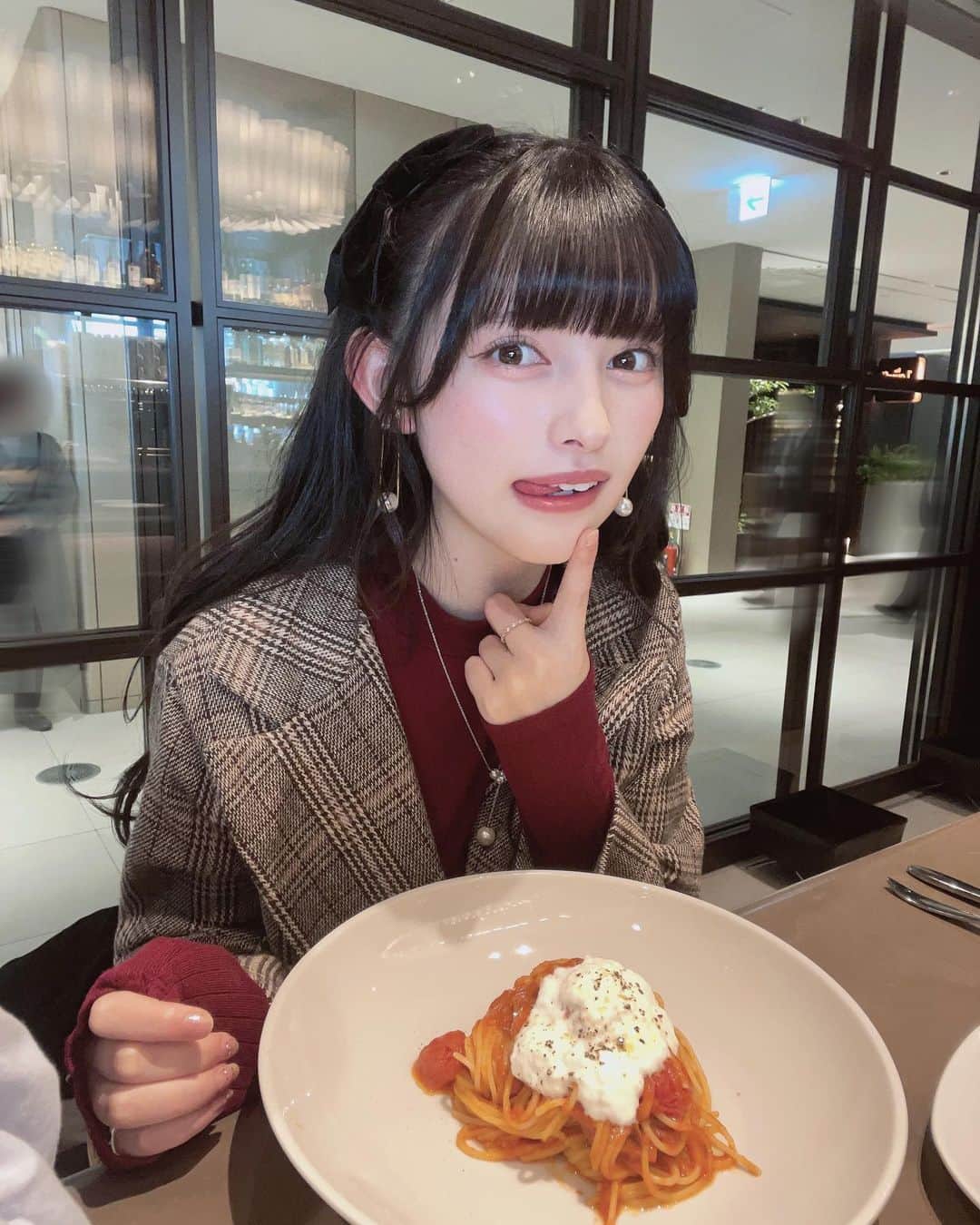 菅田愛貴さんのインスタグラム写真 - (菅田愛貴Instagram)「最近のあきちゃんメイク❤︎   #菅田愛貴 #アイドルメイク #あきちゃんメイク #PR #ロムアンド #ヒンス #リリミュウ #アンプリチュード #アディクション #セザンヌ #チシュー #コスメ #balconyby6th #パンケーキ #麻布台ヒルズ #神谷町」12月1日 19時13分 - akisudaofficial