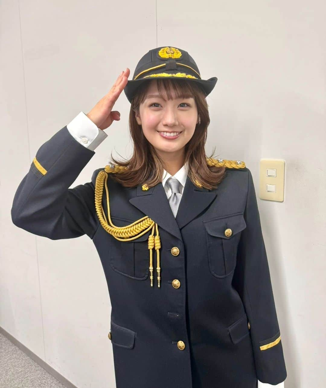 女子アナ好きみっきーのインスタグラム：「フジテレビ 井上清華ちゃん❤️ セイカ署長かわいすぎる👮💓 #福岡中央警察署#1日警察署長  #井上清華 #セイカ #せいちゃん #せいきゃん #井上清華アナ #フジテレビ #アナウンサー #かわいい #美女 #博多美人 #SeikaInoue #fujitv #announcer」