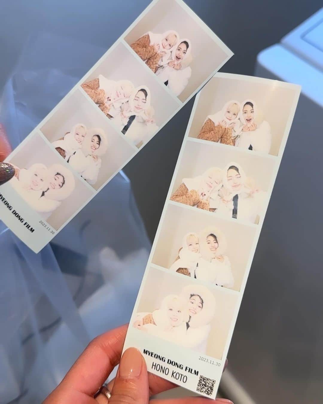 山賀琴子のインスタグラム：「ほのと韓国🍯  おととい雪が降ったソウル… 寒過ぎてダウン脱げない🥹  #trip #Korea #Seoul #girlstrip」