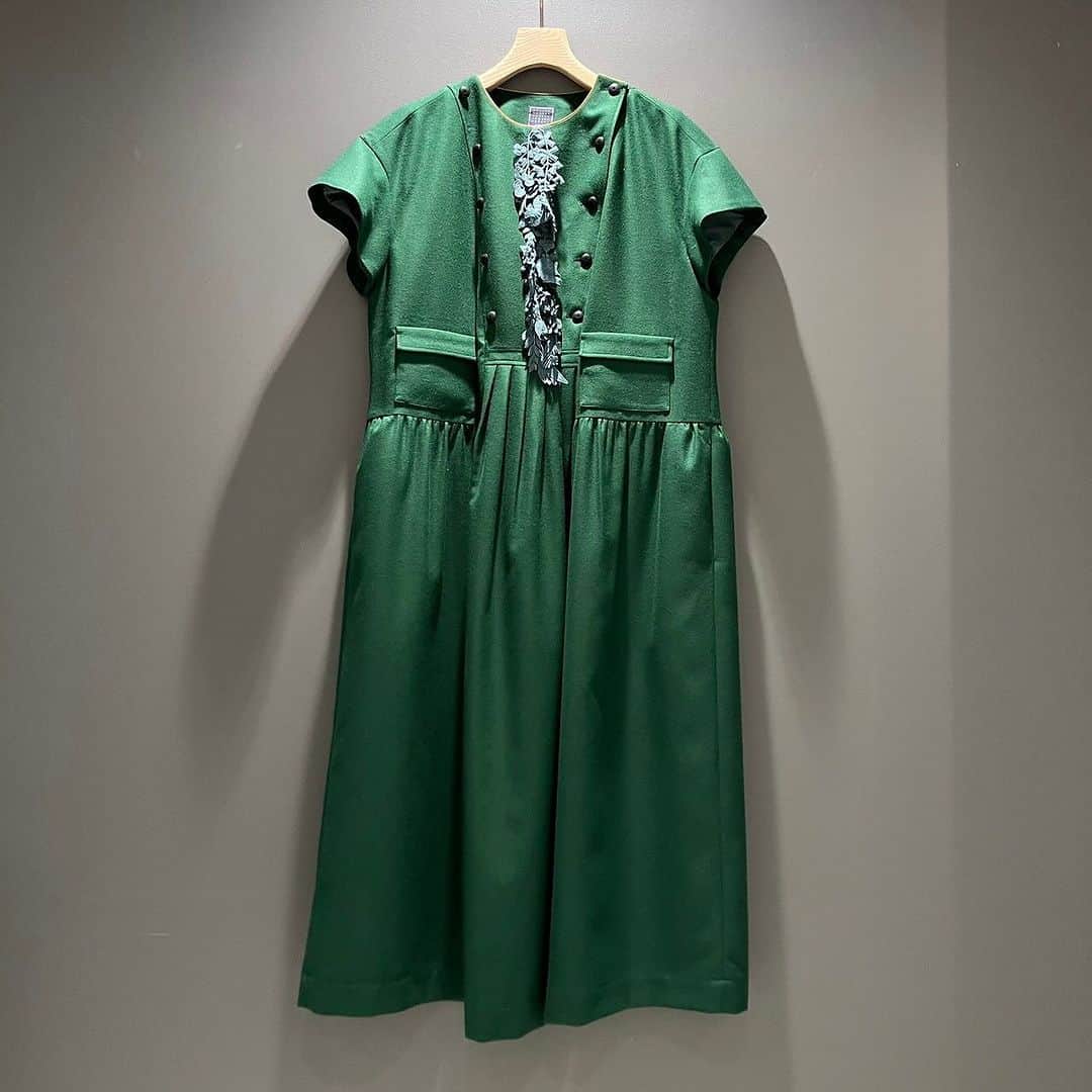 BEAMS JAPANのインスタグラム：「＜mina perhonen＞ Womens souple dress ¥93,500-(inc.tax) Item No.61-26-0525 BEAMS JAPAN 3F ☎︎03-5368-7317 @beams_japan #minaperhonen #beams #raybeams #beamsjapan #beamsjapan3rd Instagram for New Arrivals Blog for Recommended Items」