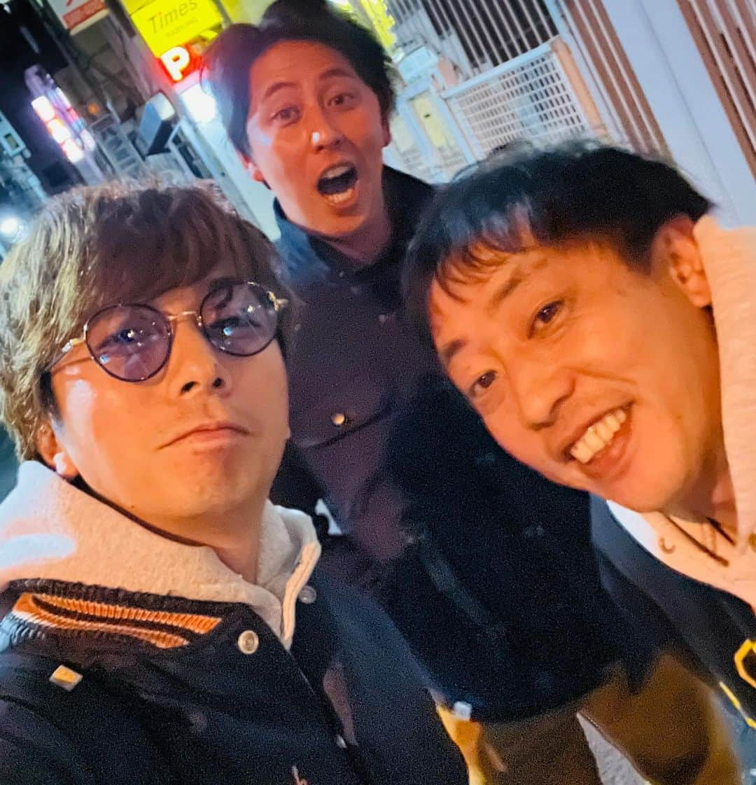 河合郁人さんのインスタグラム写真 - (河合郁人Instagram)「昨日お兄ちゃん2人に会いました。いっぱいお話しできて楽しかった〜！森田さんご馳走様でした！！  #さらば青春の光 #森田哲矢 さん #ニューヨーク #屋敷裕政 さん」12月1日 19時50分 - fumito.kawai_2310