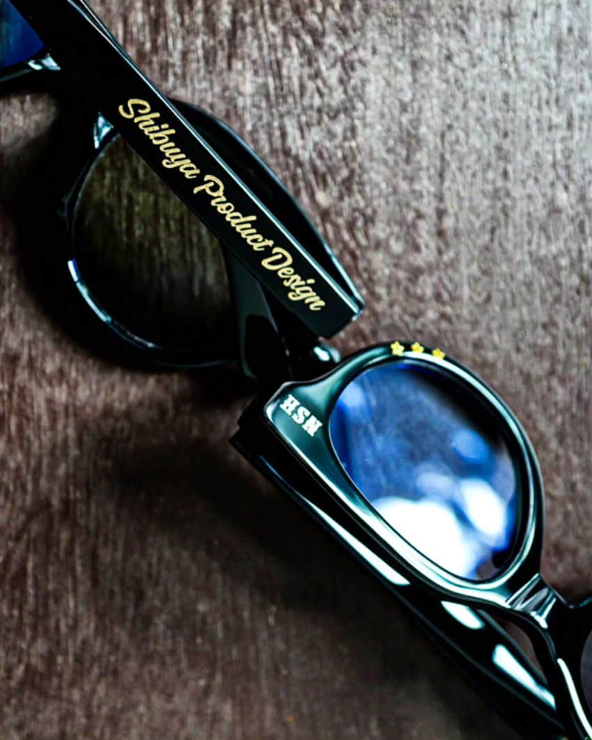 植竹拓のインスタグラム：「今夜23:59Close  ✟ One Cross / 23→24 Limited Edition ✟  毎年、大胆なメッセージ＆ロゴのデザイン性が人気で販売終了後も問い合わせが殺到する23→24 Limited Edition.  販売期間2024年1月3日迄の不特定日（2024年1月3日迄、2回～3回の販売）を予定しておりますが完売次第、販売は早期終了となります。  #nsh #Madeinshibuya #フラットレンズサングラス #サングラス #shibuya #LimitedEdition #onecross  販売方法：通常販売 販売期間：今夜23:59迄 お支払い方法：全て可 発送日：明日12月2日～」