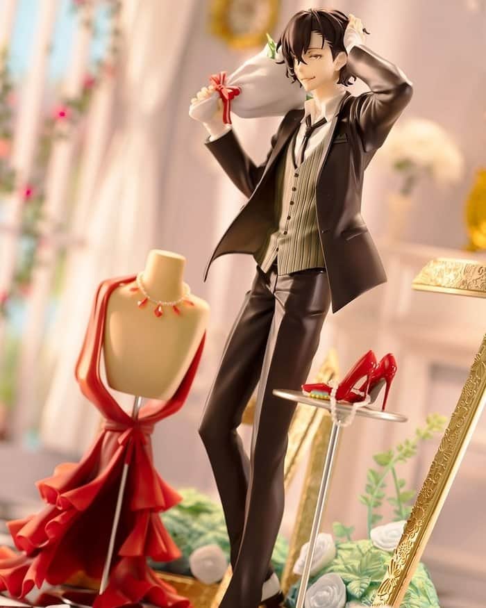Tokyo Otaku Modeのインスタグラム：「Dazai is all dressed up for a big date. Now all he needs is the date!  🛒 Check the link in our bio for this and more!   Product Name: Bungo Stray Dogs: Tales of the Lost Osamu Dazai: Dress Up Ver. Deluxe Edition 1/8 Scale Figure Series: Bungo Stray Dogs: Tales of the Lost Manufacturer: Hobby Max Sculptor: Hobby Max Shanghai Specifications: Painted, non-articulated, 1/8 scale PVC & ABS figure Height (approx.): 26 cm | 10.2" Also Includes: Deluxe base with torso and high heels.  #bungostraydogs #bungostraydogstalesofthelost #osamudazai #tokyootakumode #animefigure #figurecollection #anime #manga #toycollector #animemerch」