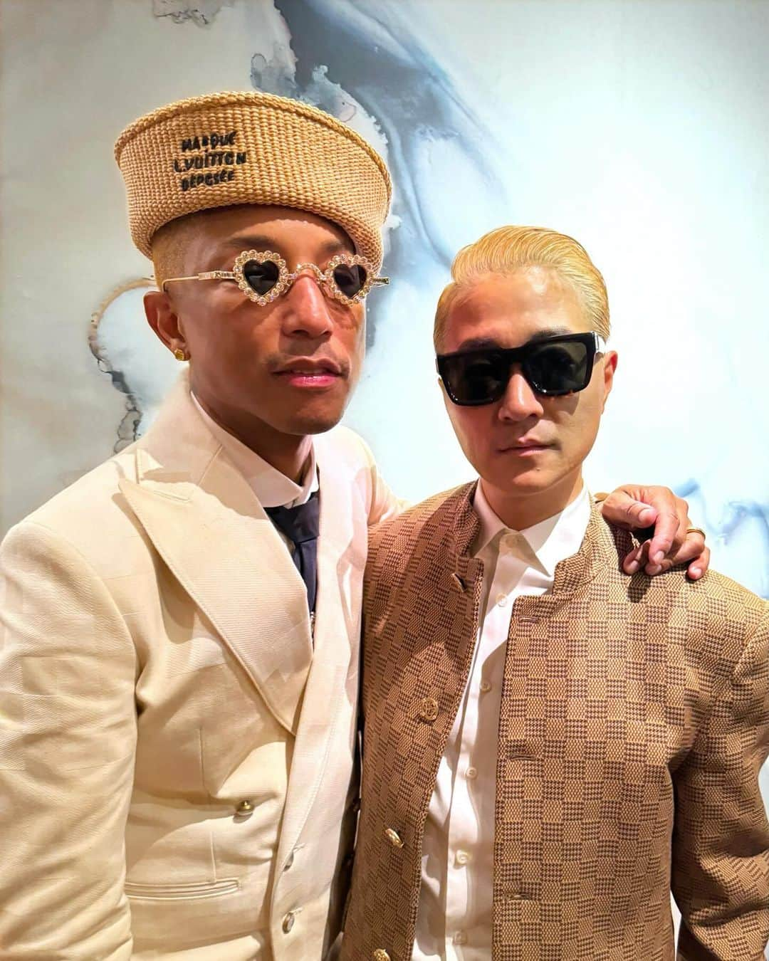 VERBALさんのインスタグラム写真 - (VERBALInstagram)「@pharrell 👏👏👏🏝️⛵️🎇  @louisvuitton #LVMenPreFall24 #HongKong」12月1日 20時20分 - verbal_ambush