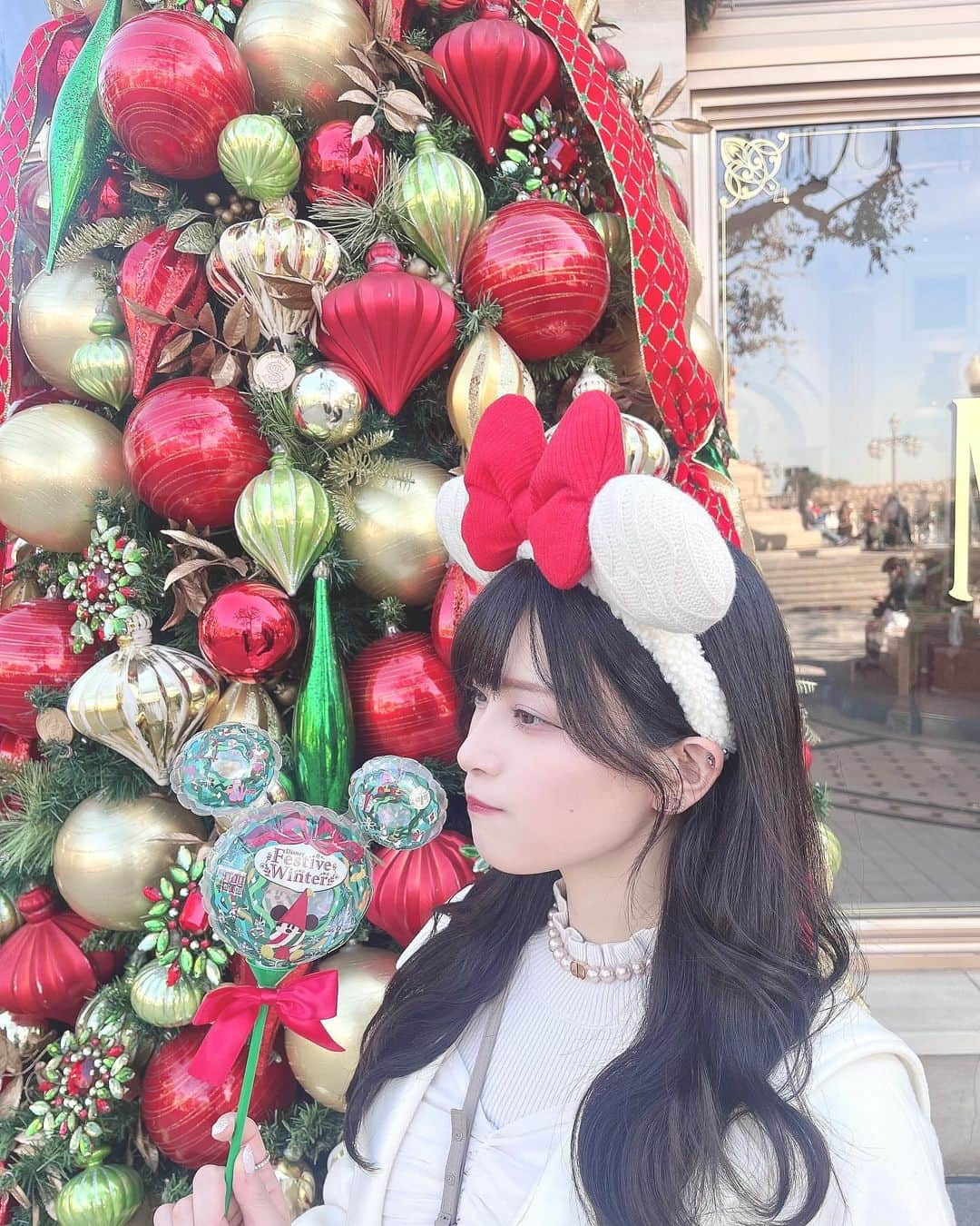 田北香世子さんのインスタグラム写真 - (田北香世子Instagram)「12月🎄🎁 サンタさん来るかな🎅  #12月 #disney #disneysea #ディズニー #ディズニーシー #ディズニーコーデ #クリスマスディズニー #ディズニークリスマス #かよよん私服」12月1日 20時21分 - kayoko_takita