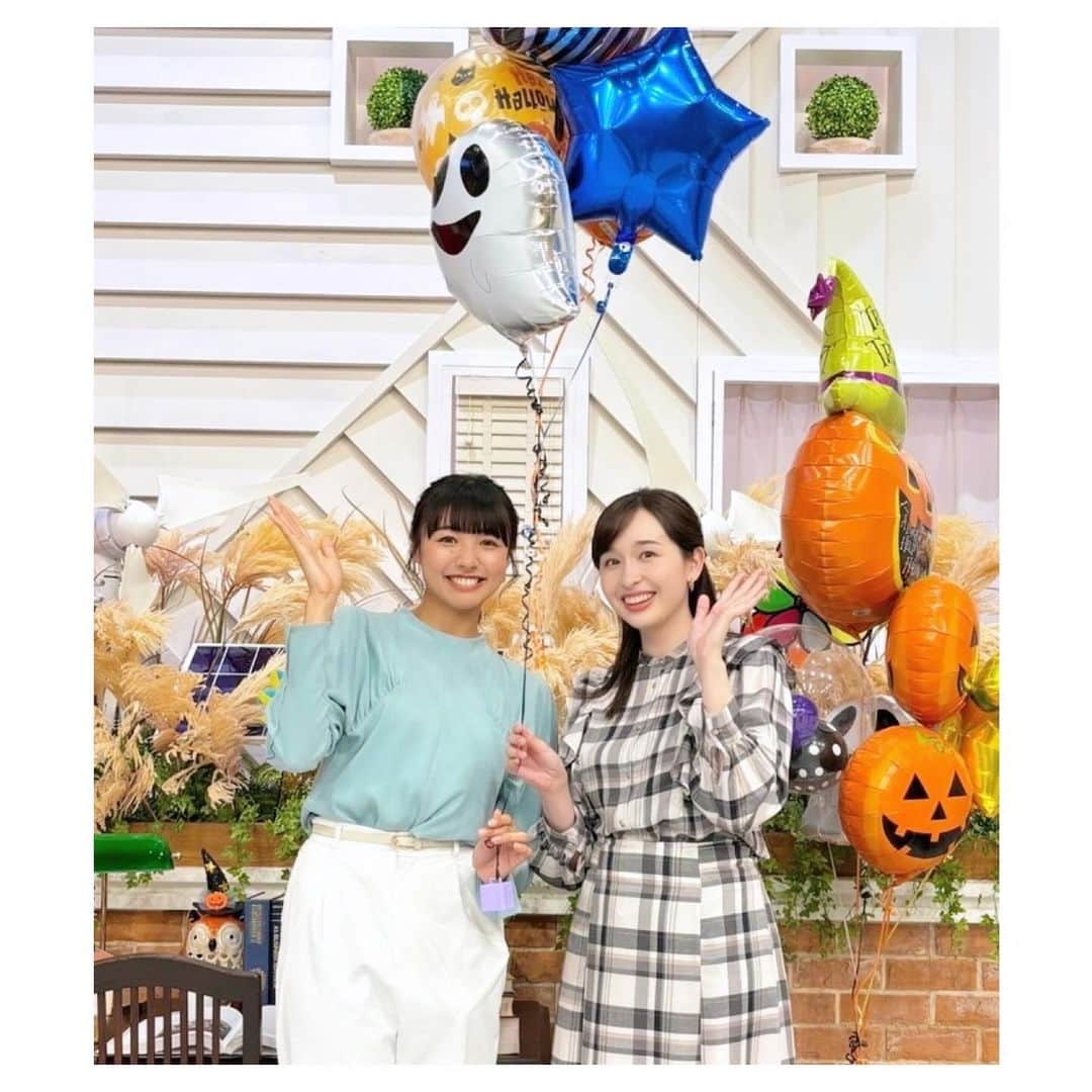 宇賀神メグさんのインスタグラム写真 - (宇賀神メグInstagram)「🐥  . .  遅くなりましたが 10月から新たにTIMEマーケティング部の リポーターになったお二人と。😊✨  1枚目は気さくで楽しい原さん。  そして2枚目は文ちゃんこと重松文(しげまつあや)さん。  お二人の明るい人柄と 体当たりの取材に注目です！🏃‍♀️  . .  #thetime_tbs #原千晶 アナ #重松文 さん #ぶんちゃん」12月1日 20時30分 - ugajin_megu